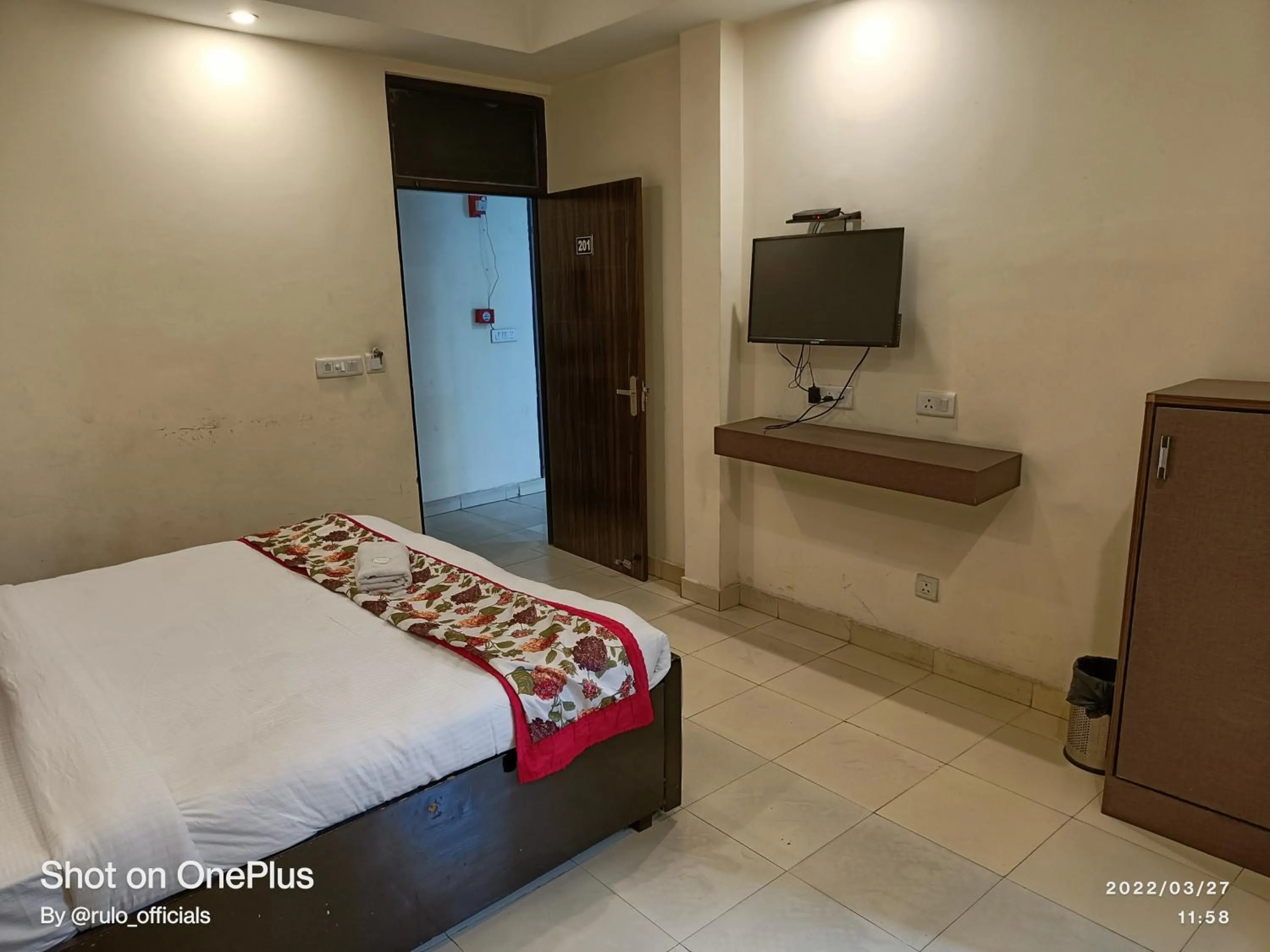 Hotel O Stay Happy