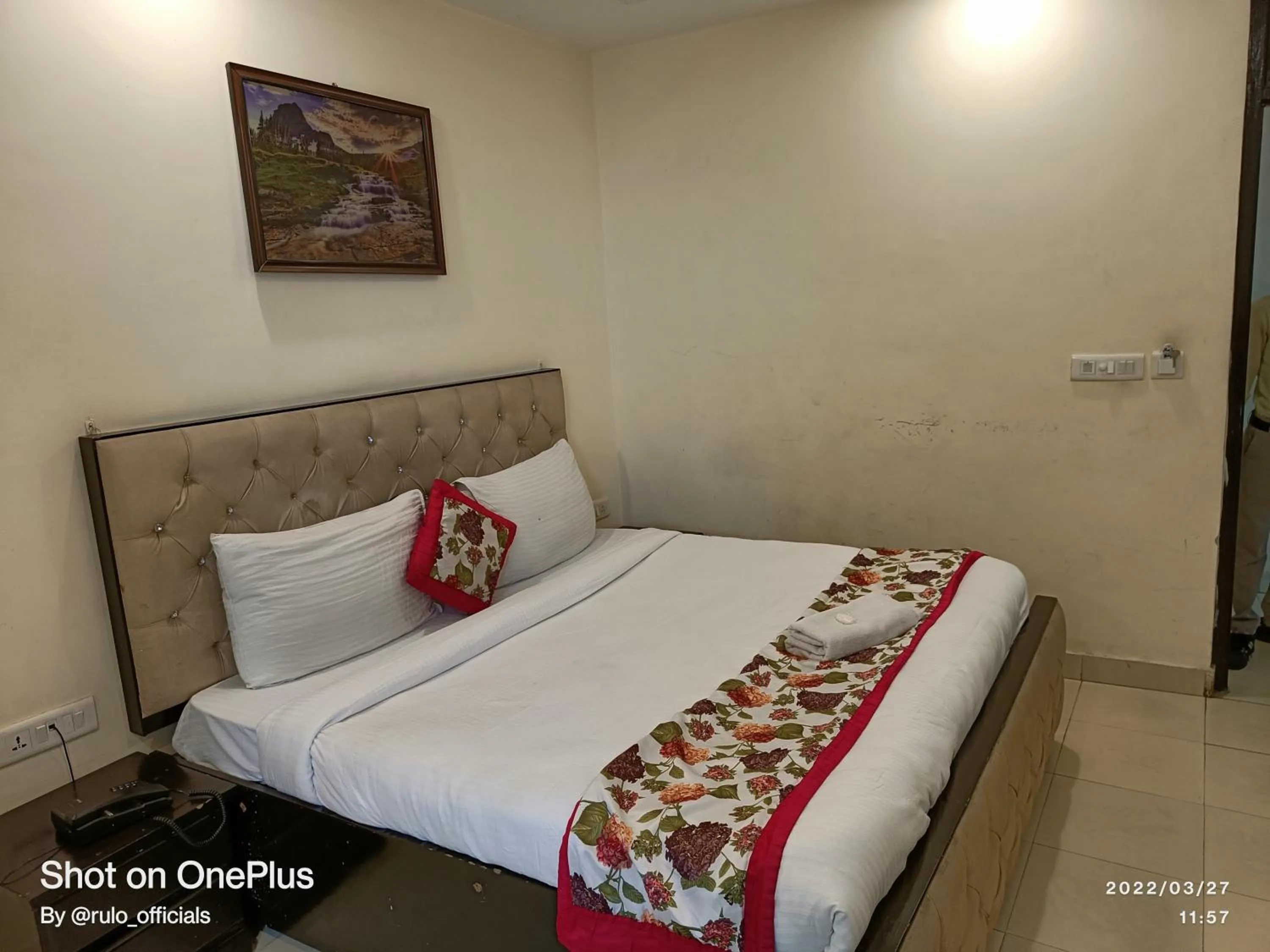 Hotel O Stay Happy