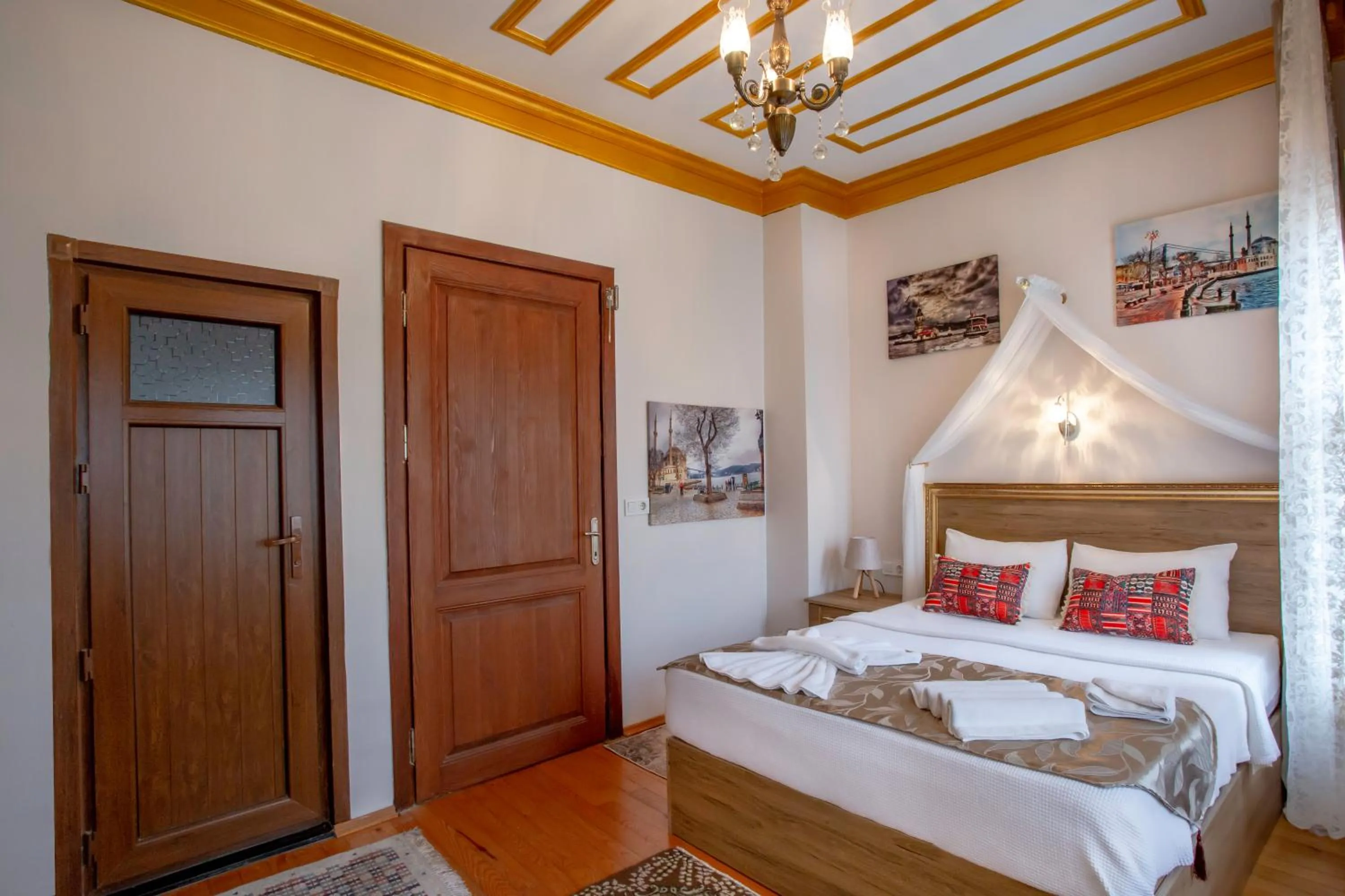 Bed in April Story Apart Hotel