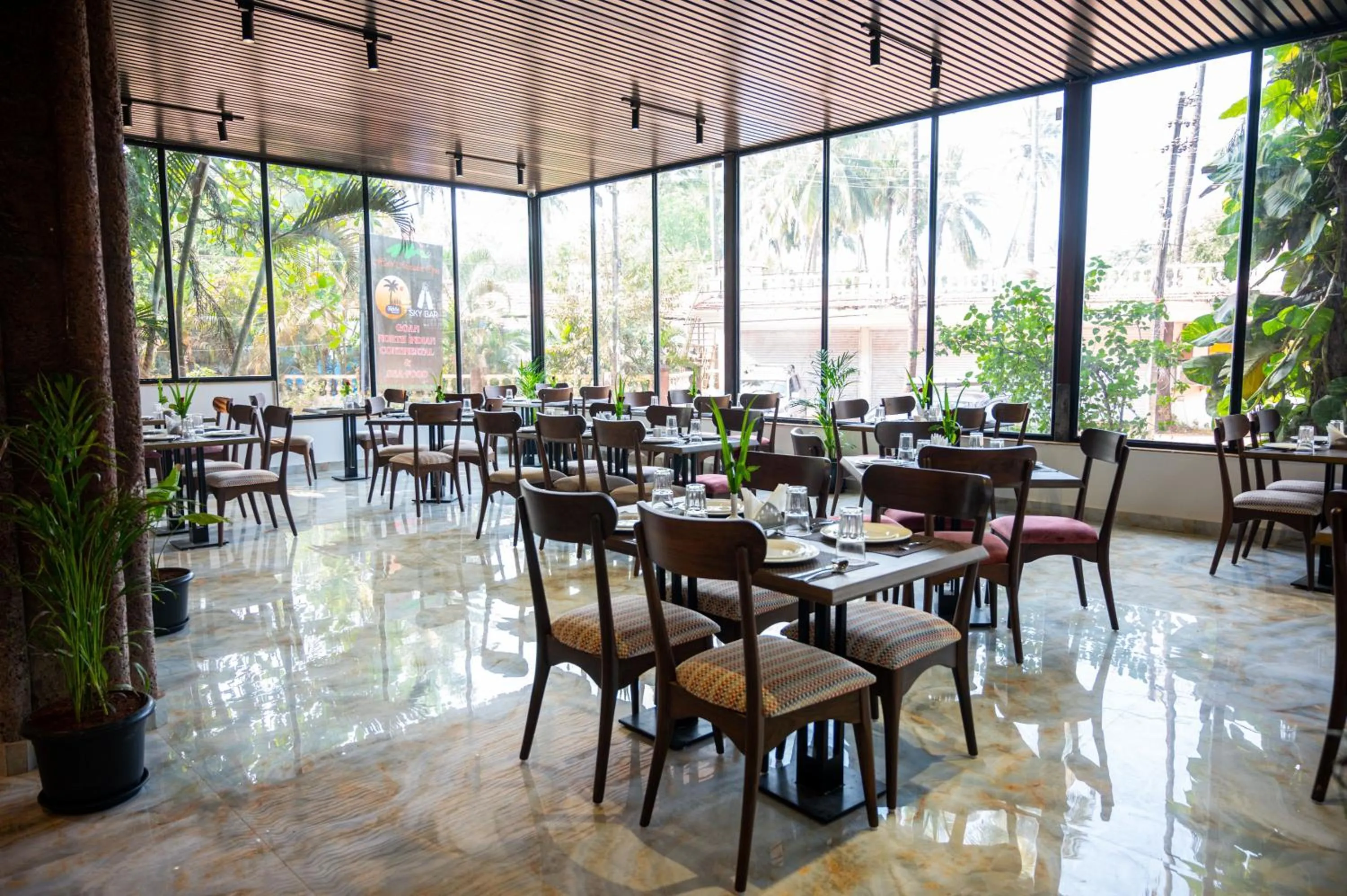 Restaurant/places to eat in Hotel Meraden Opus , Anjuna Beach Goa