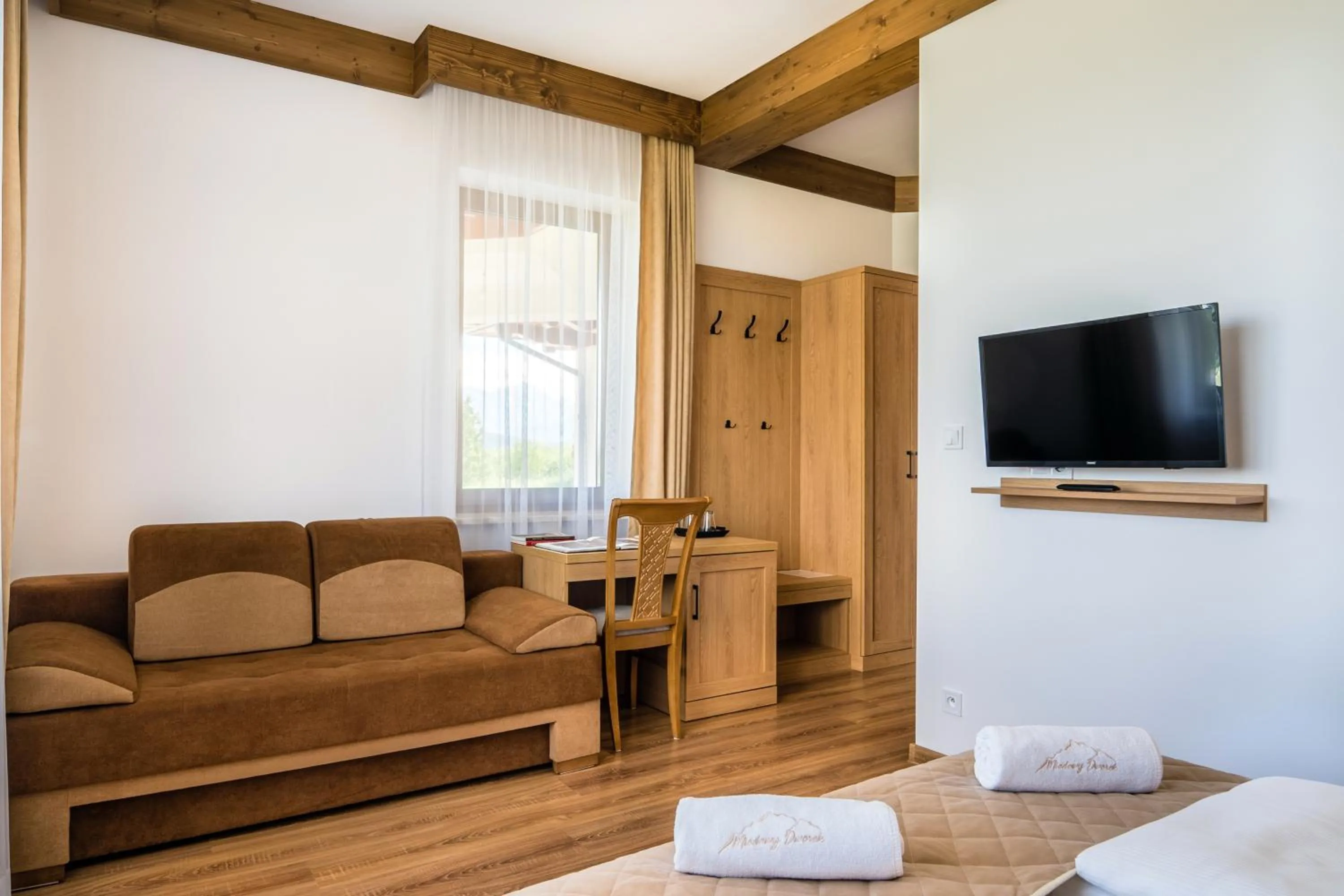 Photo of the whole room in Miodowy Dworek