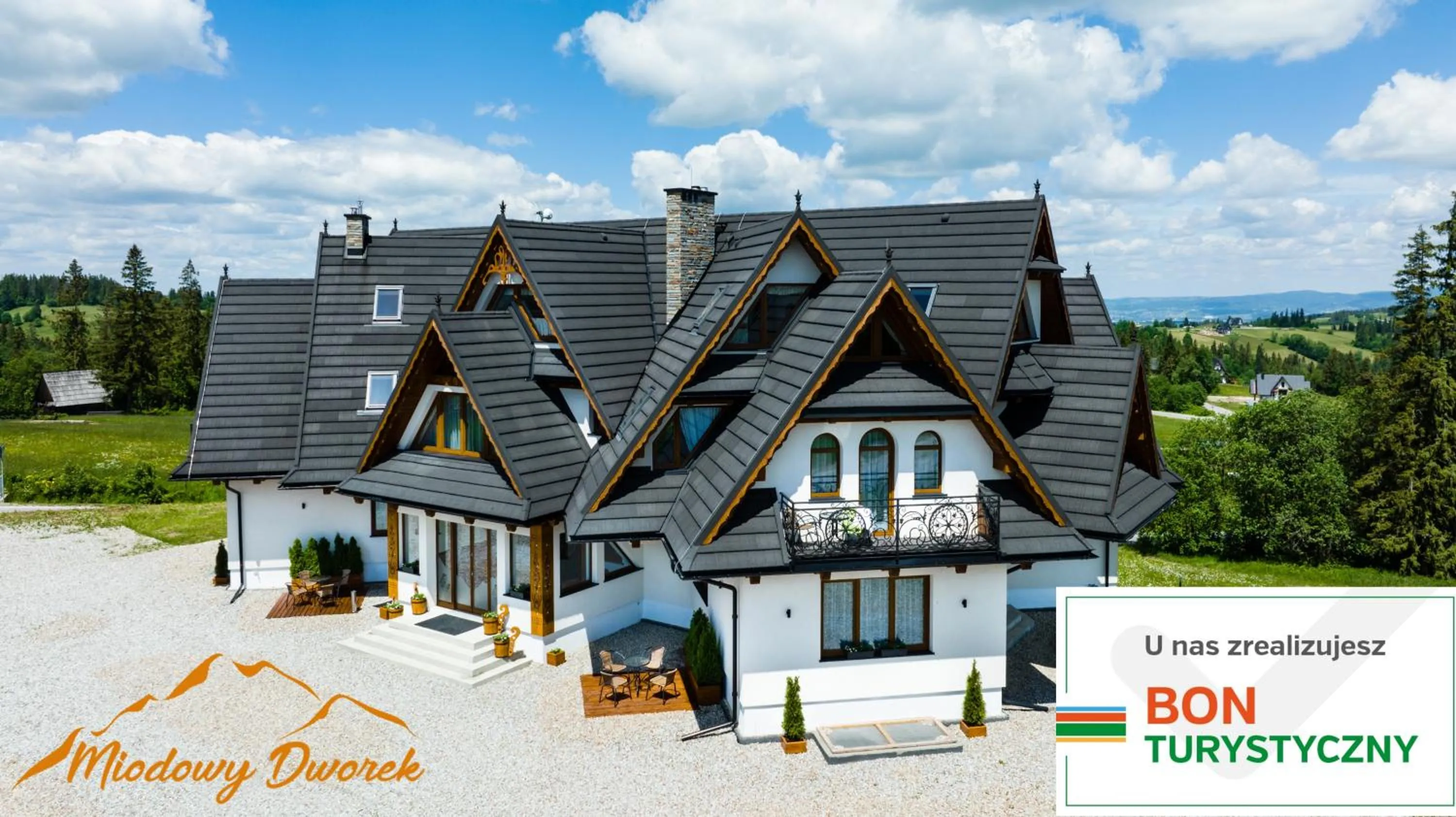 Property building in Miodowy Dworek