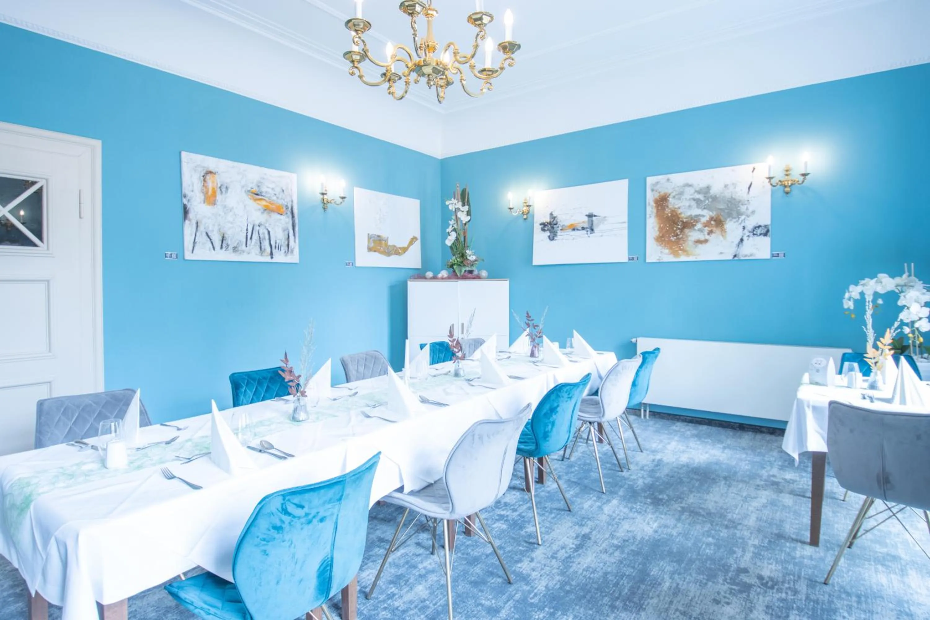 Restaurant/places to eat in SeeHotel Großräschen