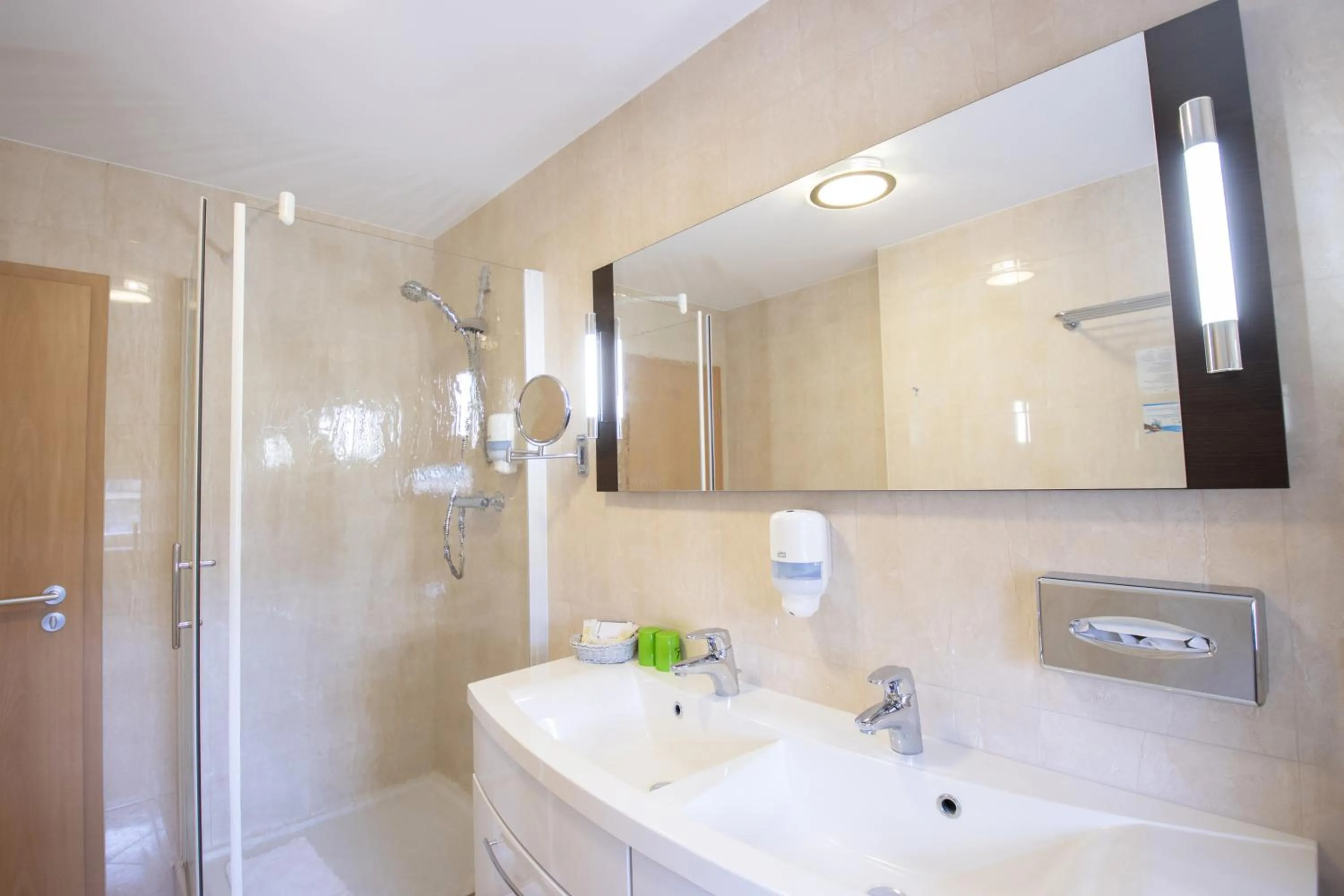 Bathroom in SeeHotel Großräschen