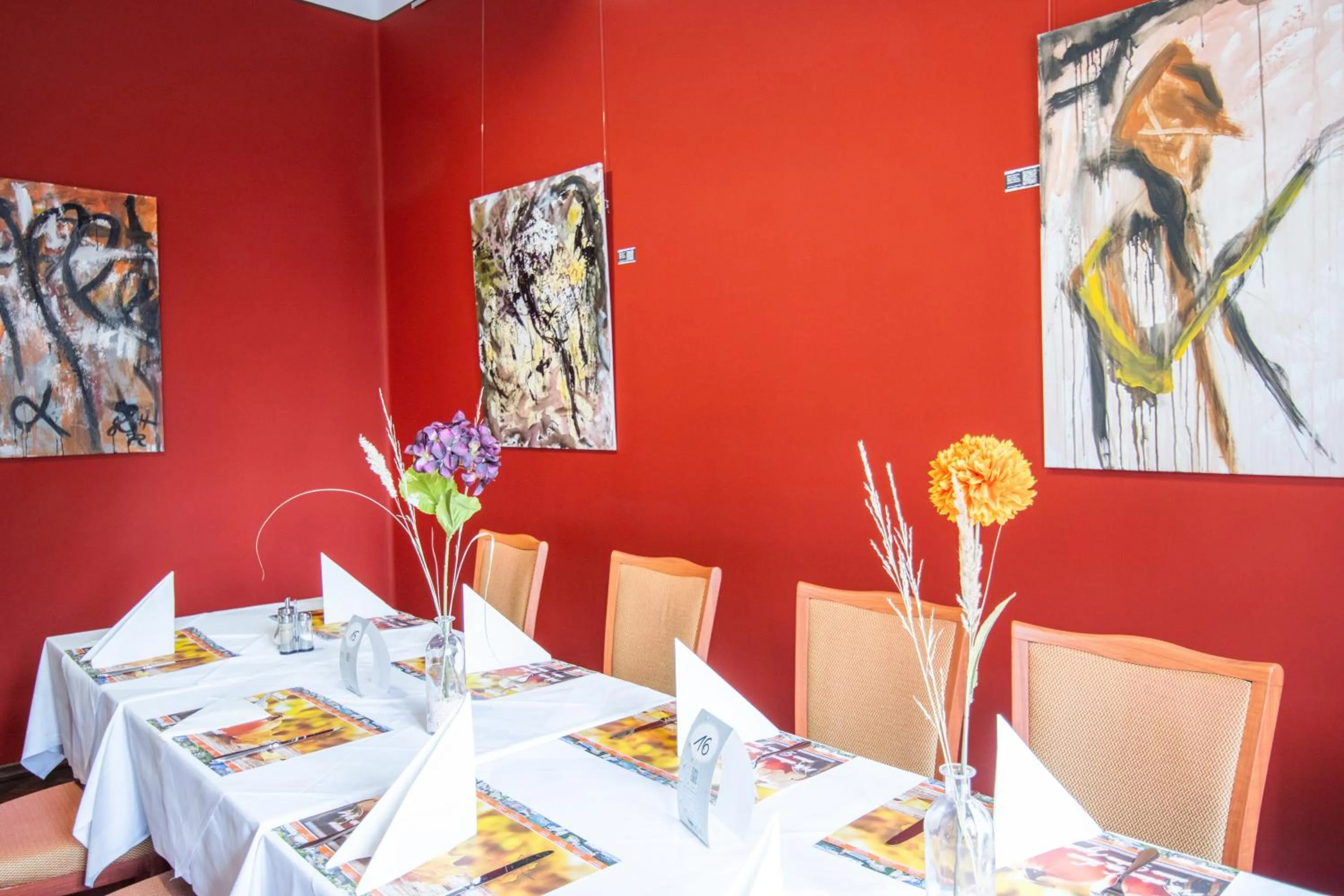 Restaurant/places to eat in SeeHotel Großräschen