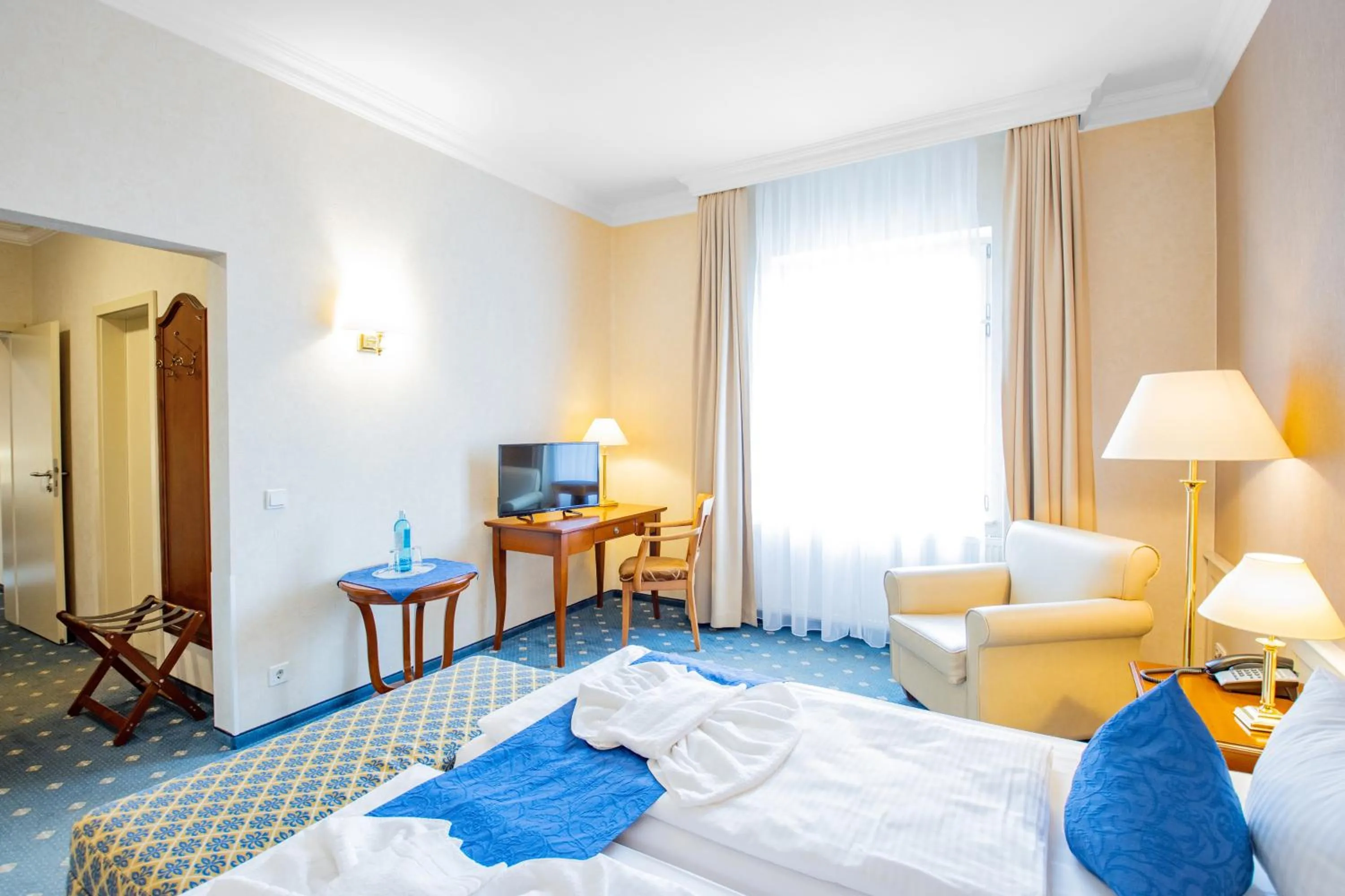 Photo of the whole room, Bed in SeeHotel Großräschen