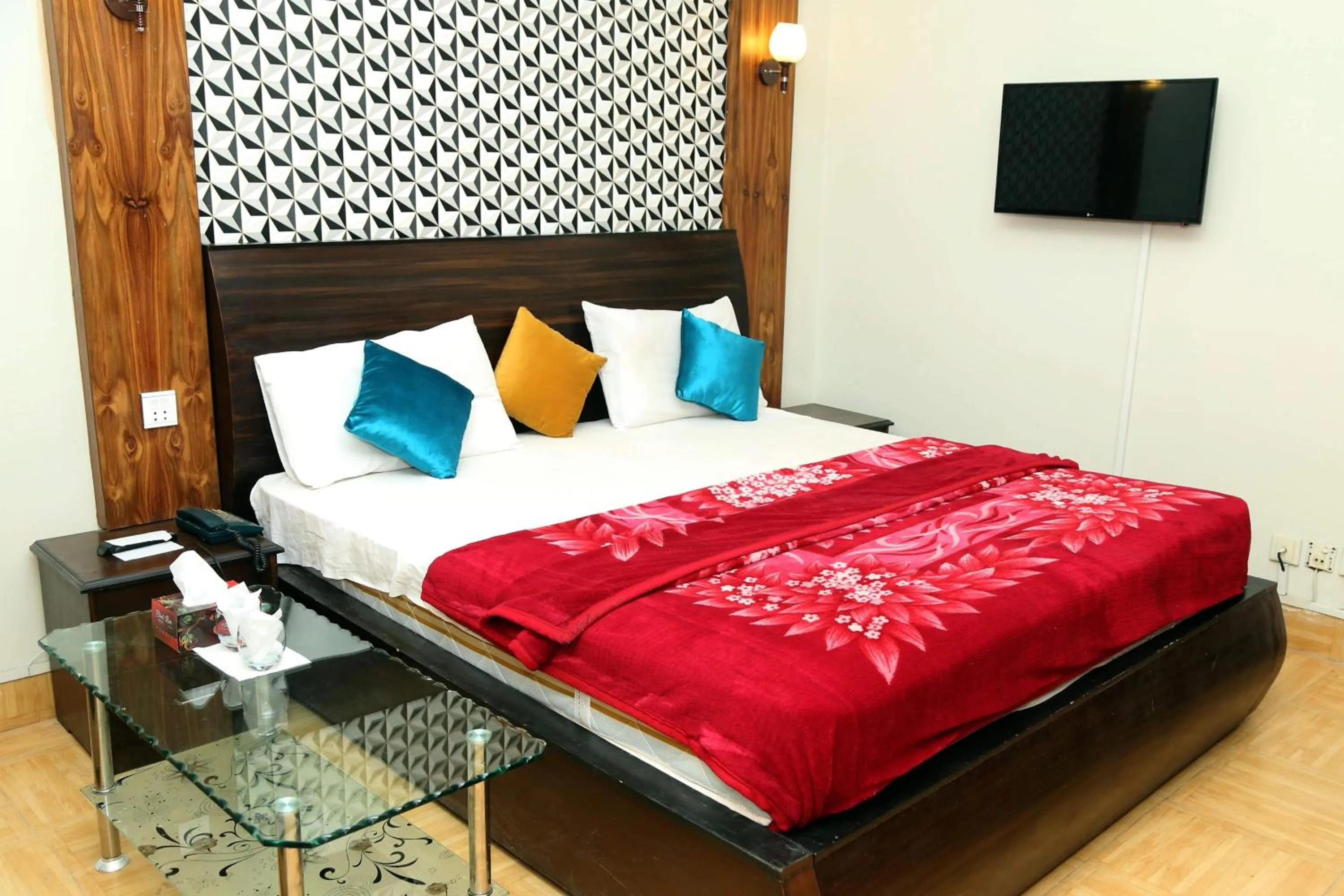 Photo of the whole room, Bed in Hotel Serena Palace