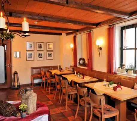 Restaurant/places to eat in Hubertusbaude