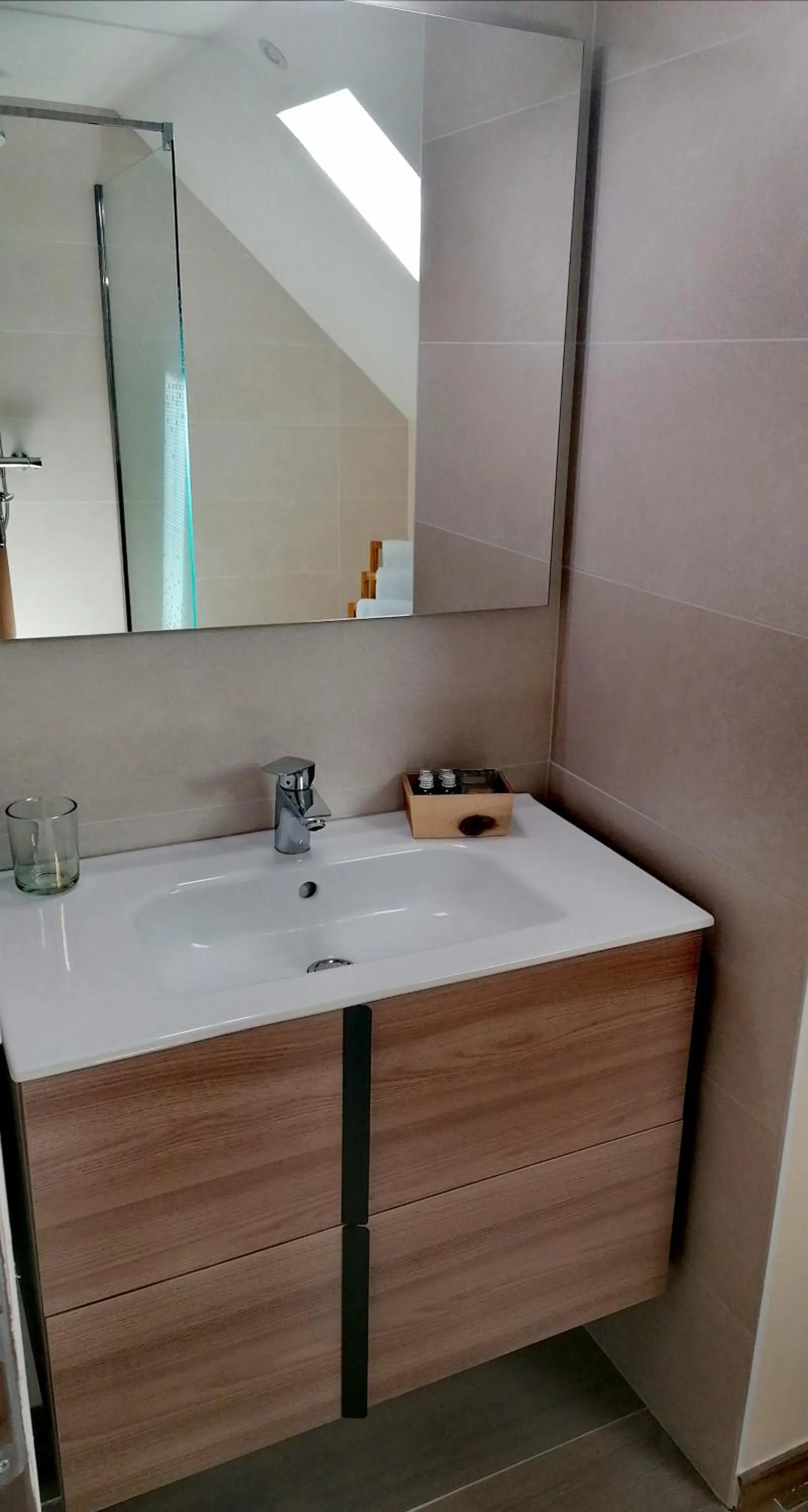 Bathroom in Les chambres de la Cotinière - Bord de Saône - St Jean de Losne