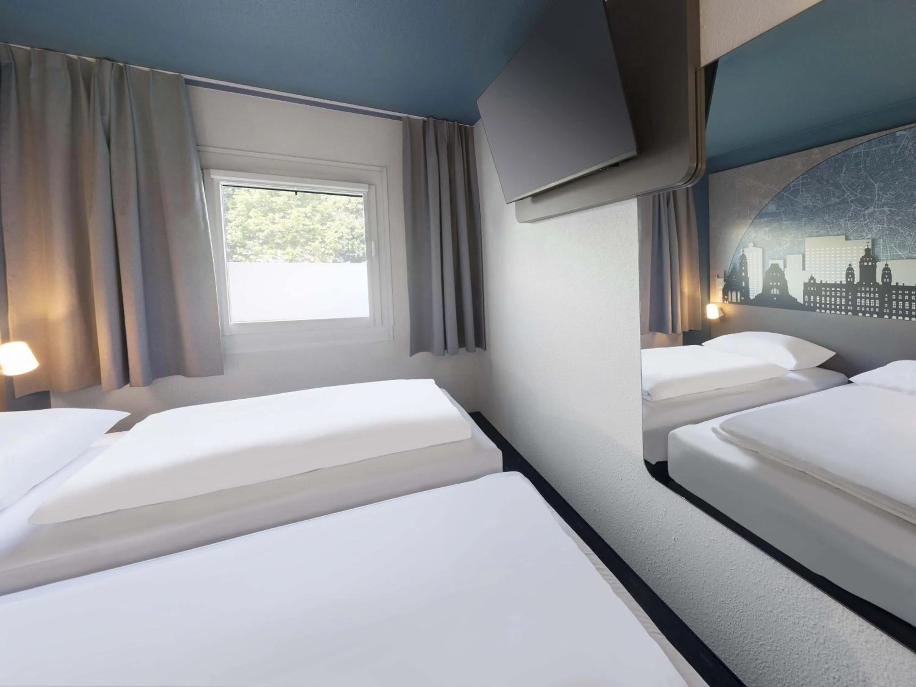 Photo of the whole room, Bed in B&B HOTEL Leipzig-Schönefeld