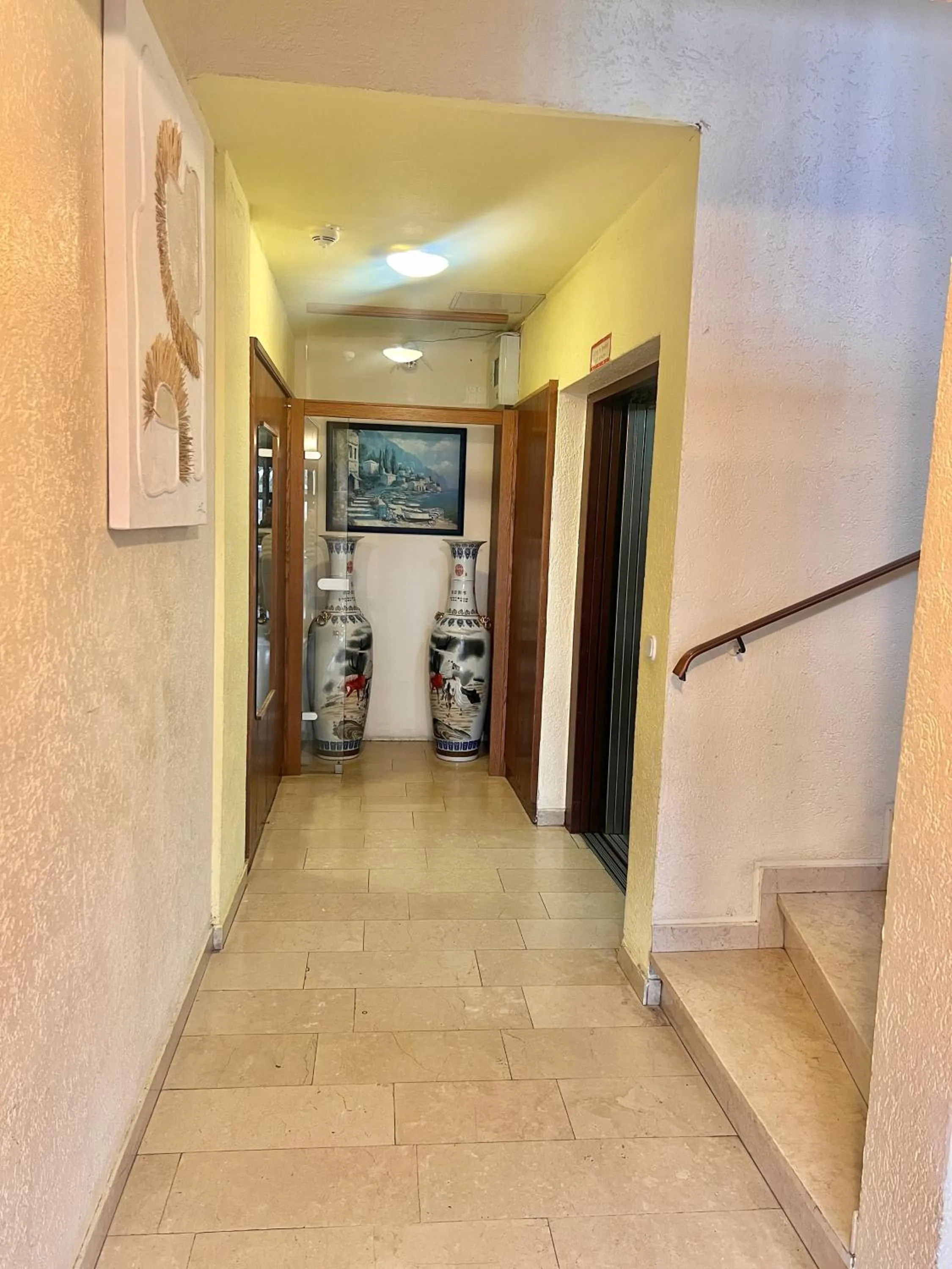 Property building in Hotel Am Flughafen