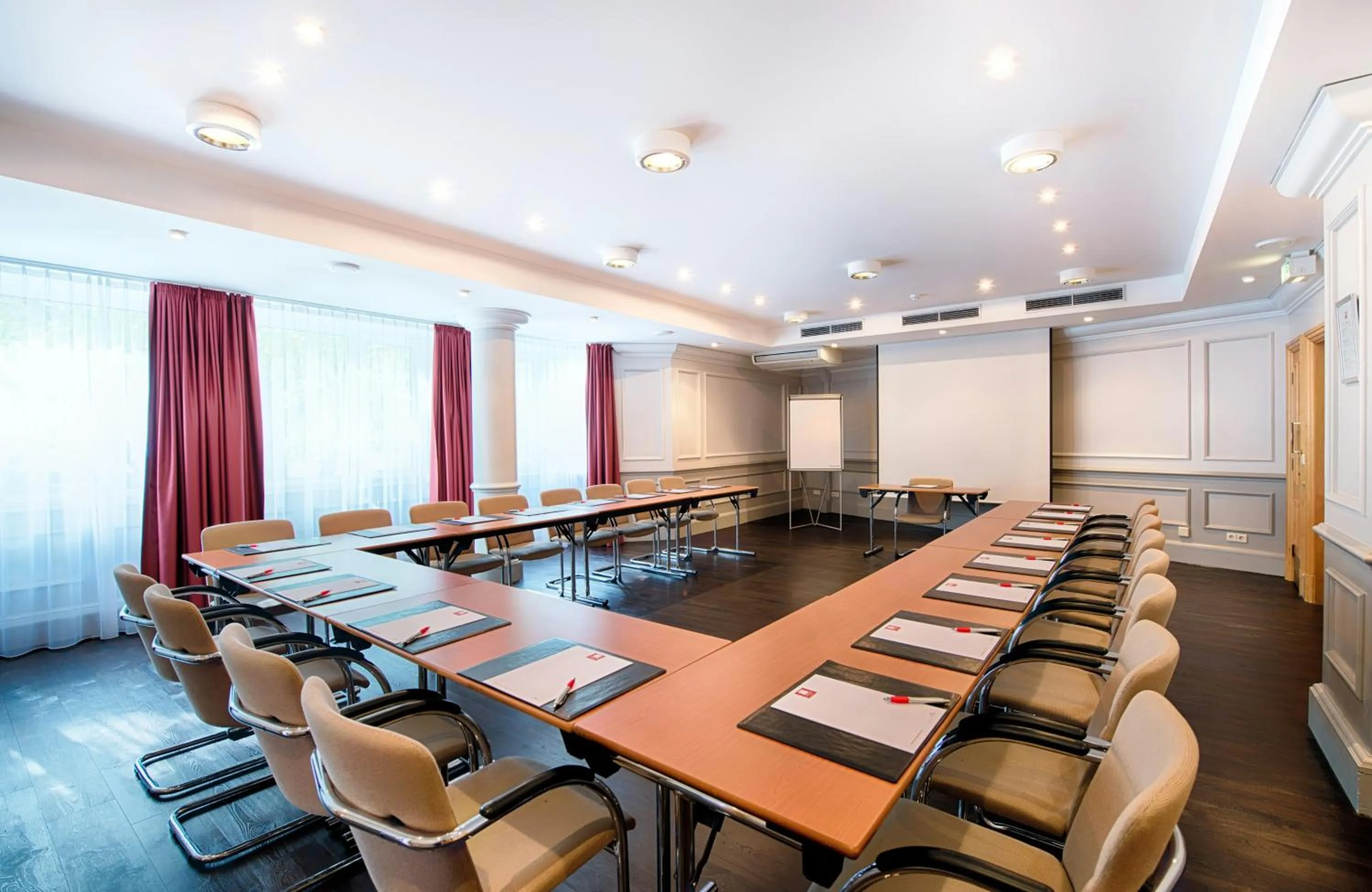 Meeting/conference room in Leonardo Hotel Düsseldorf City Center