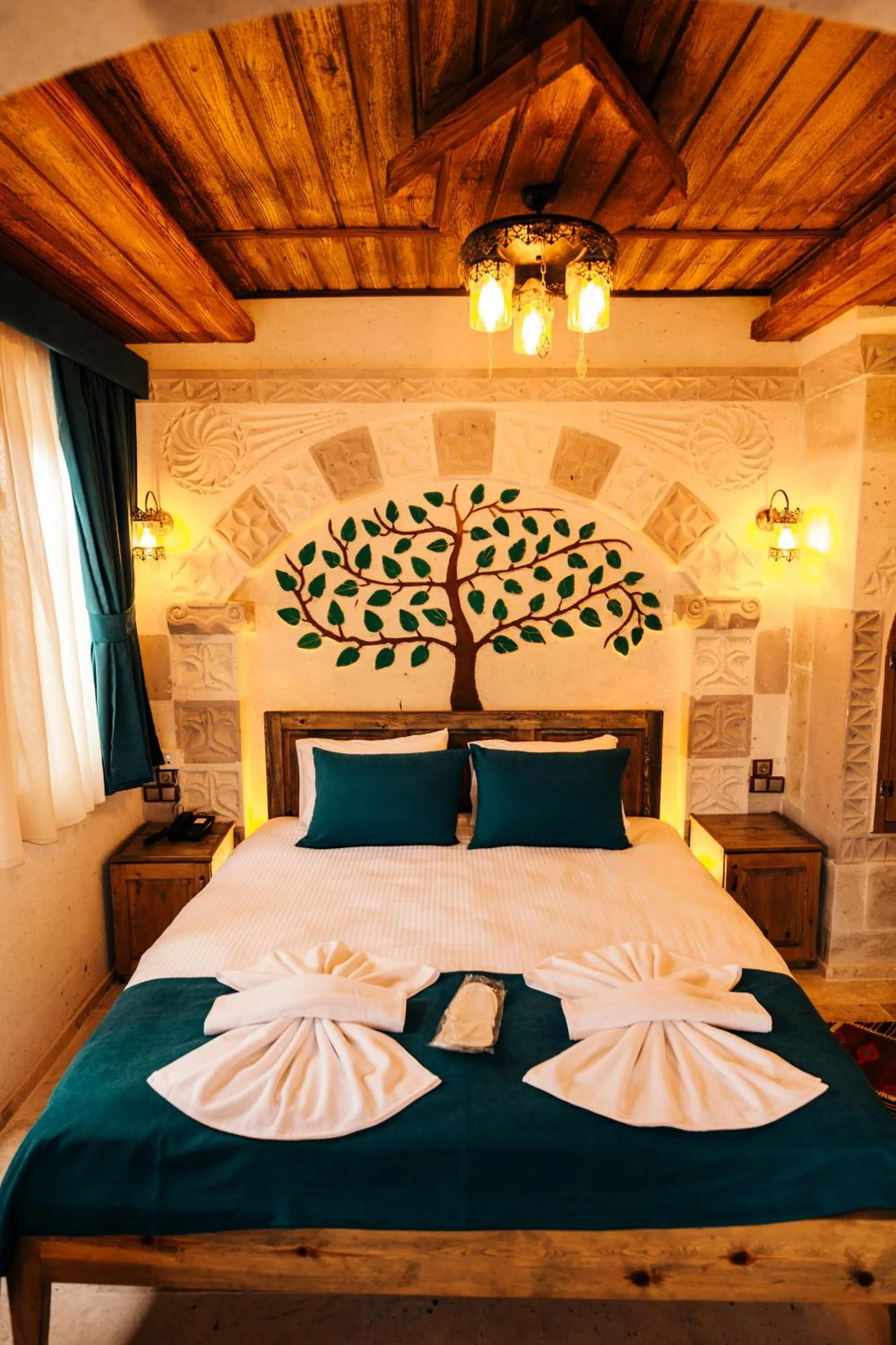 Photo of the whole room, Bed in Wonder of cappadocia
