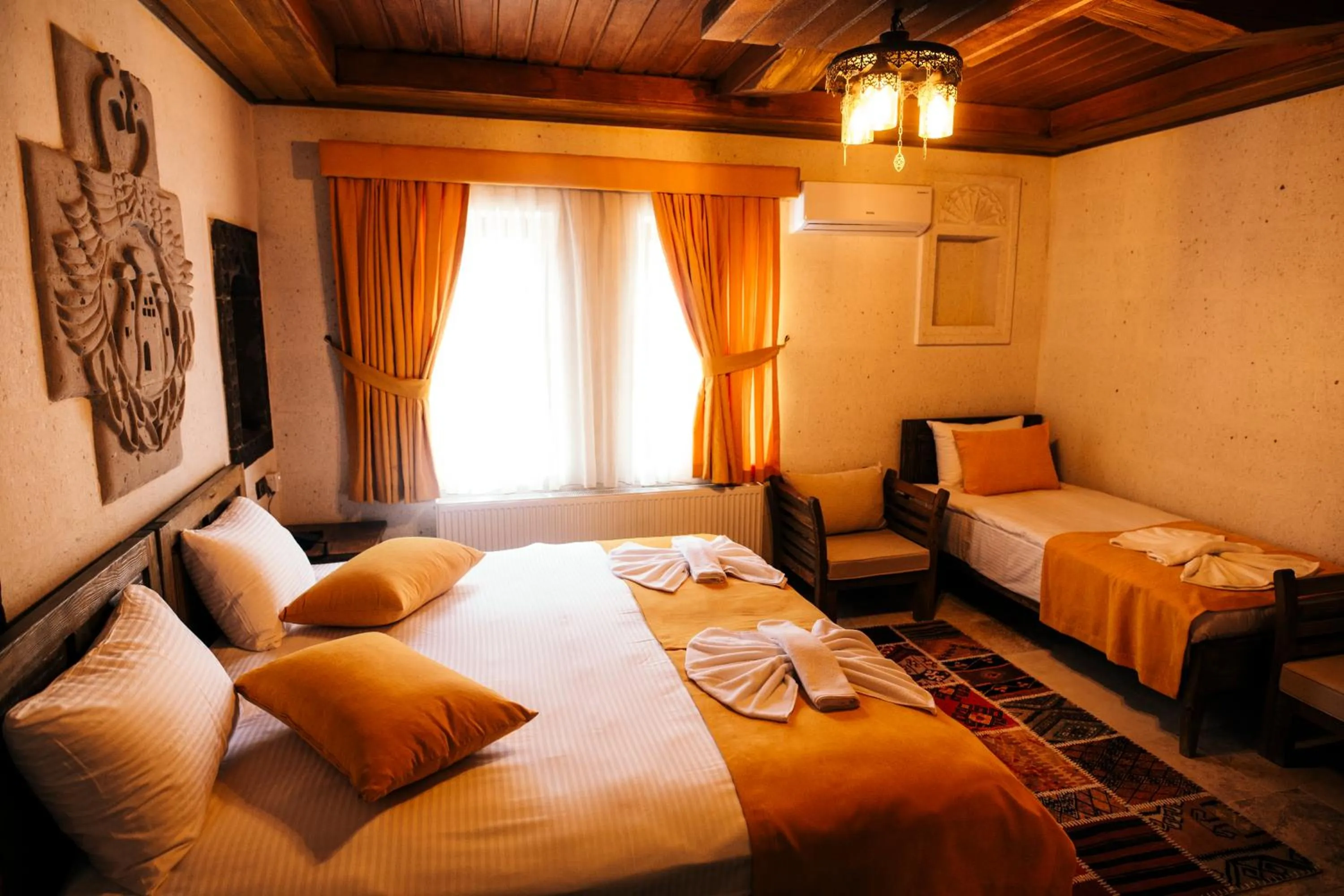 Photo of the whole room, Bed in Wonder of cappadocia