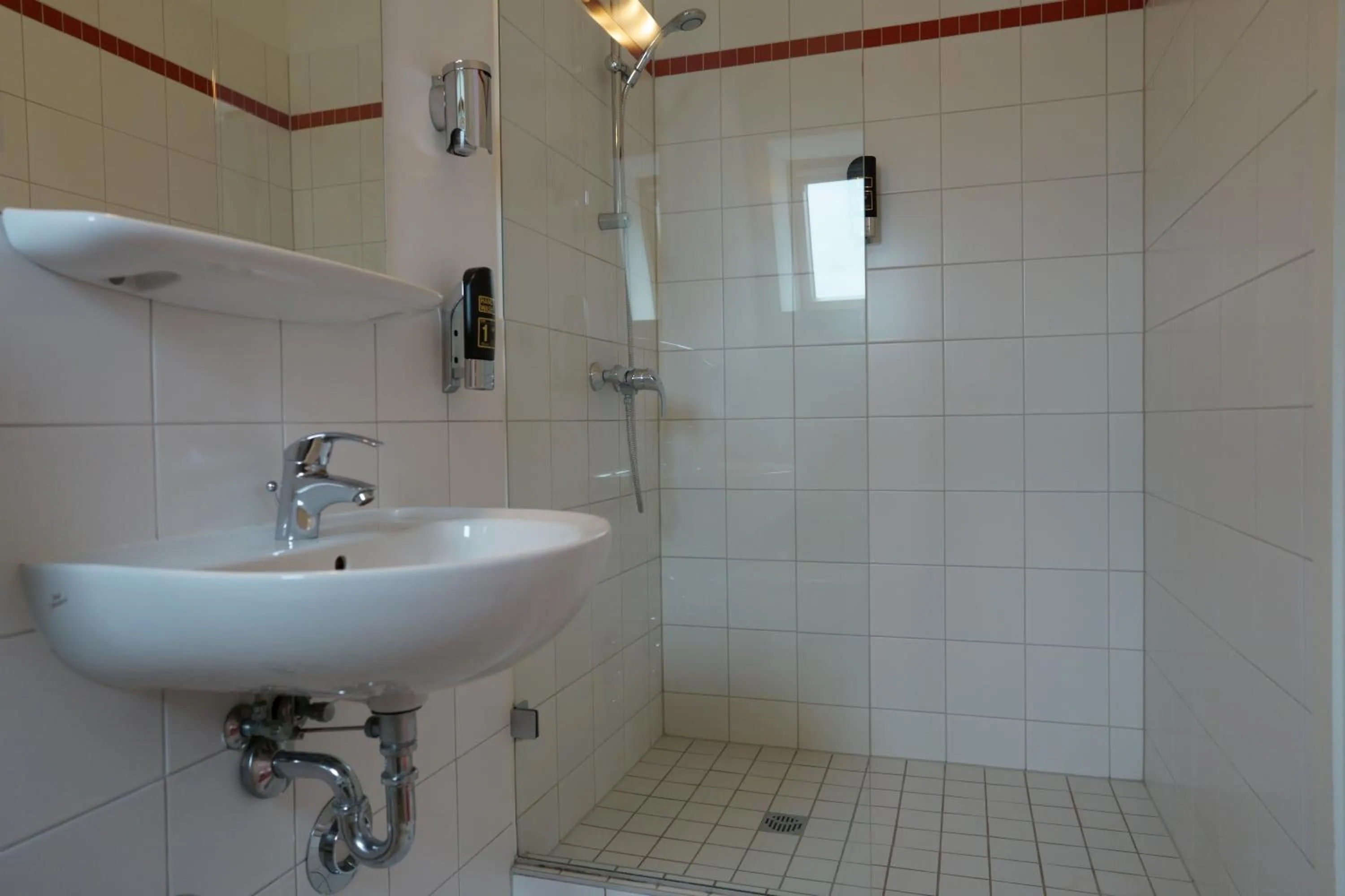 Bathroom in Hotel Ambert