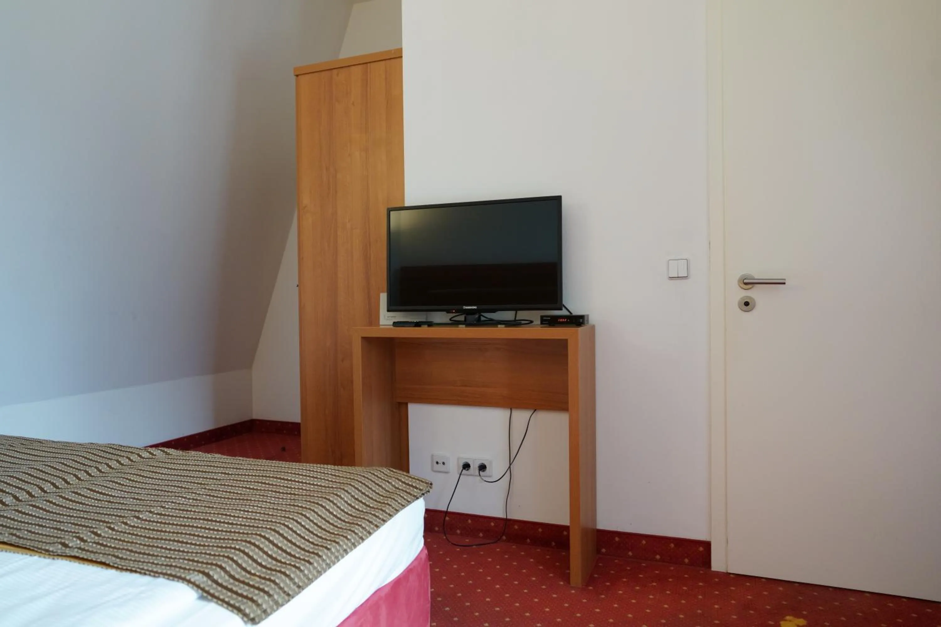 Photo of the whole room, Bed in Hotel Ambert