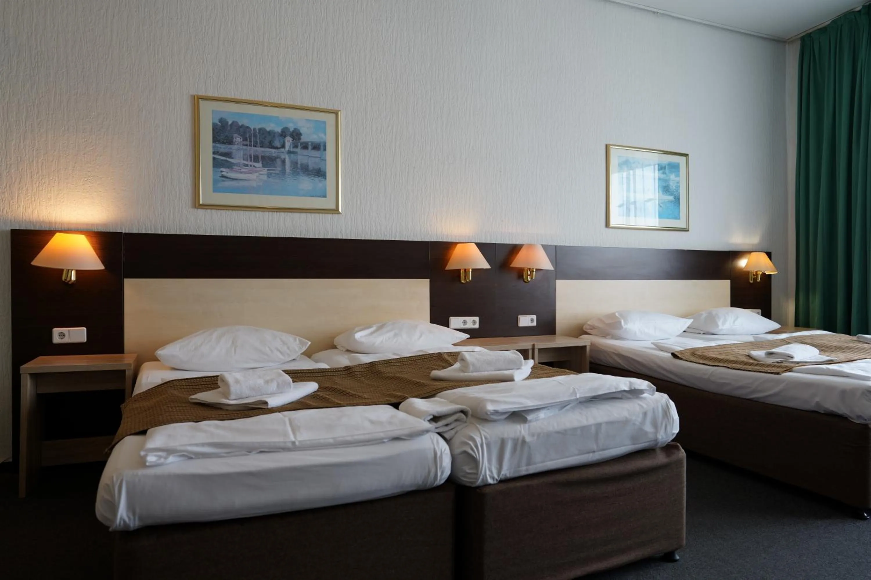 Photo of the whole room, Bed in Hotel Ambert