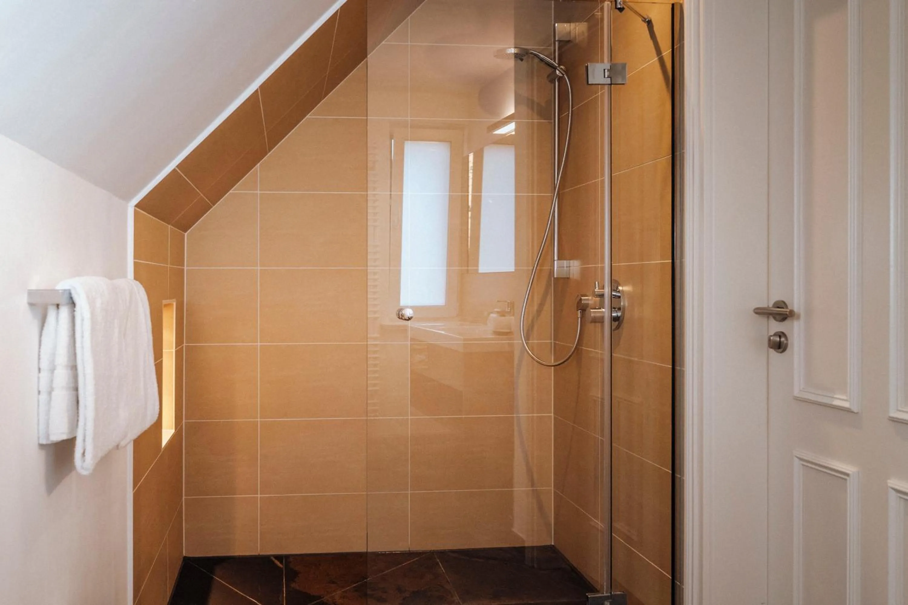 Shower in Hotelanlage Starick