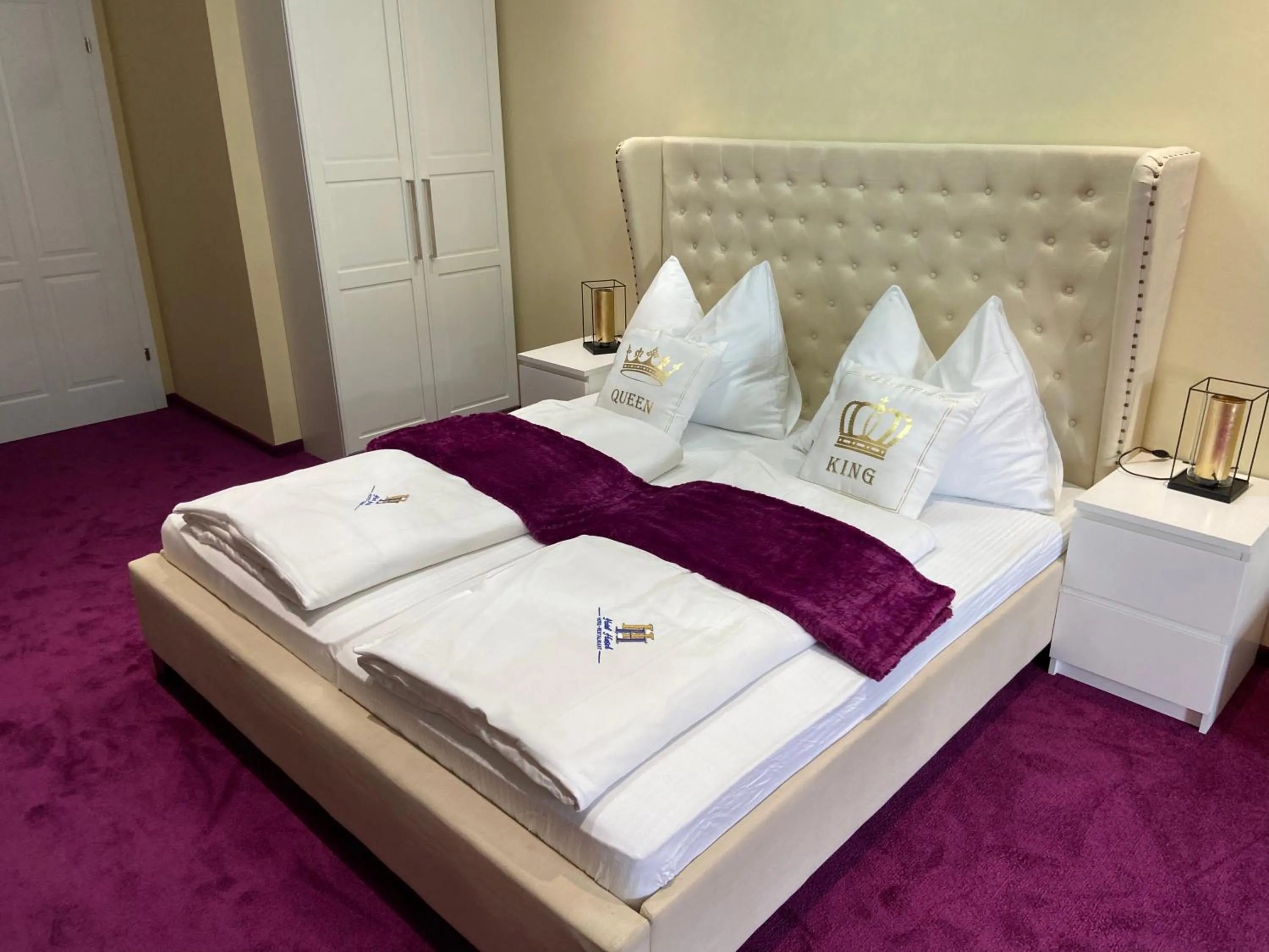 Bed in Hotel Restaurant Hesch