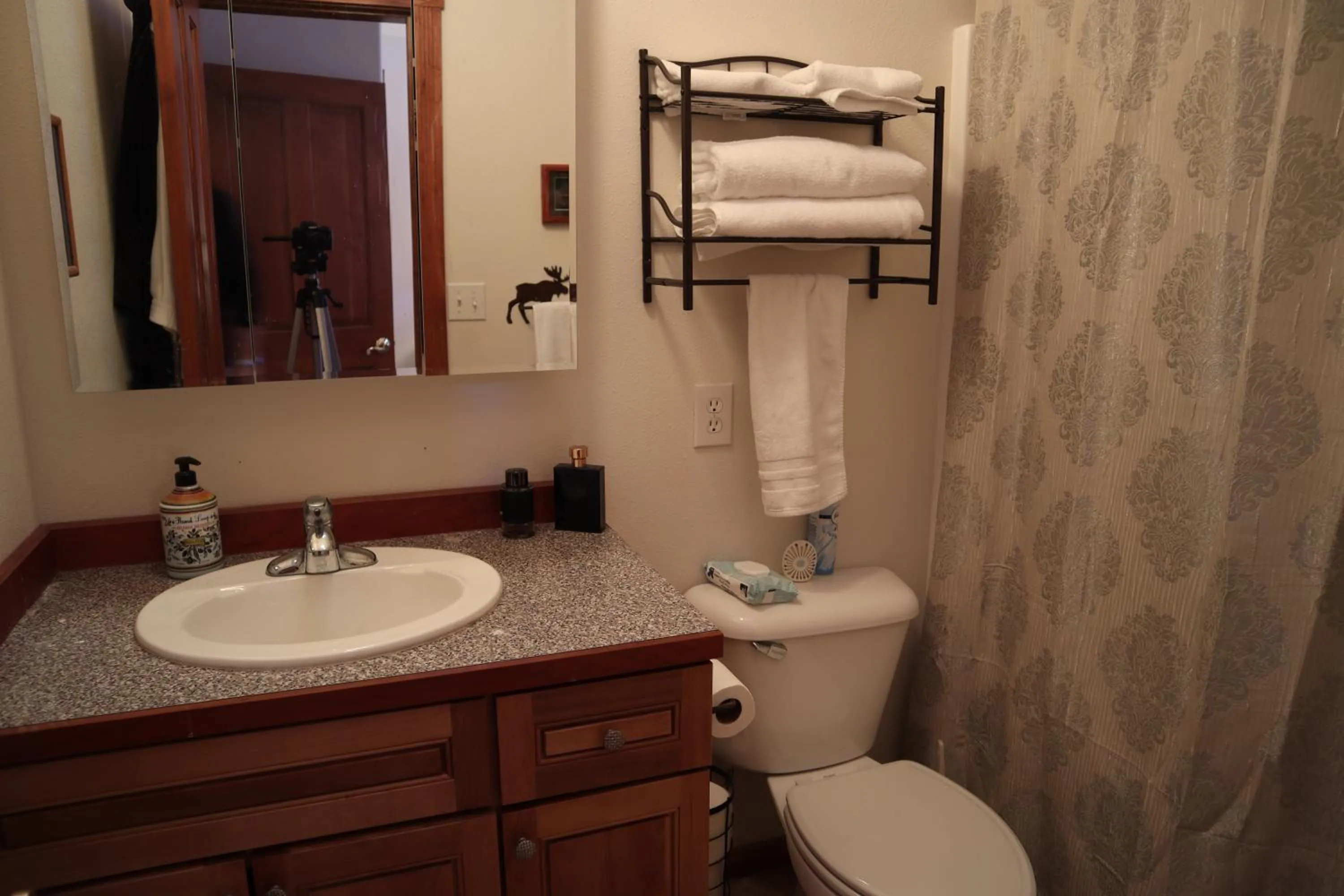 Bathroom in THE INN Bigfork Bay