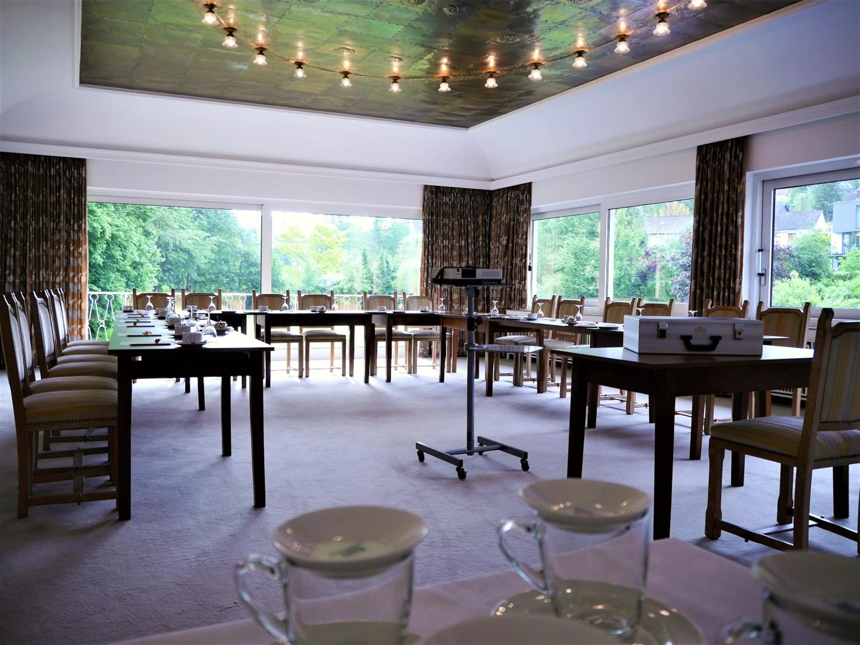 Meeting/conference room in Romantik Waldhotel Mangold