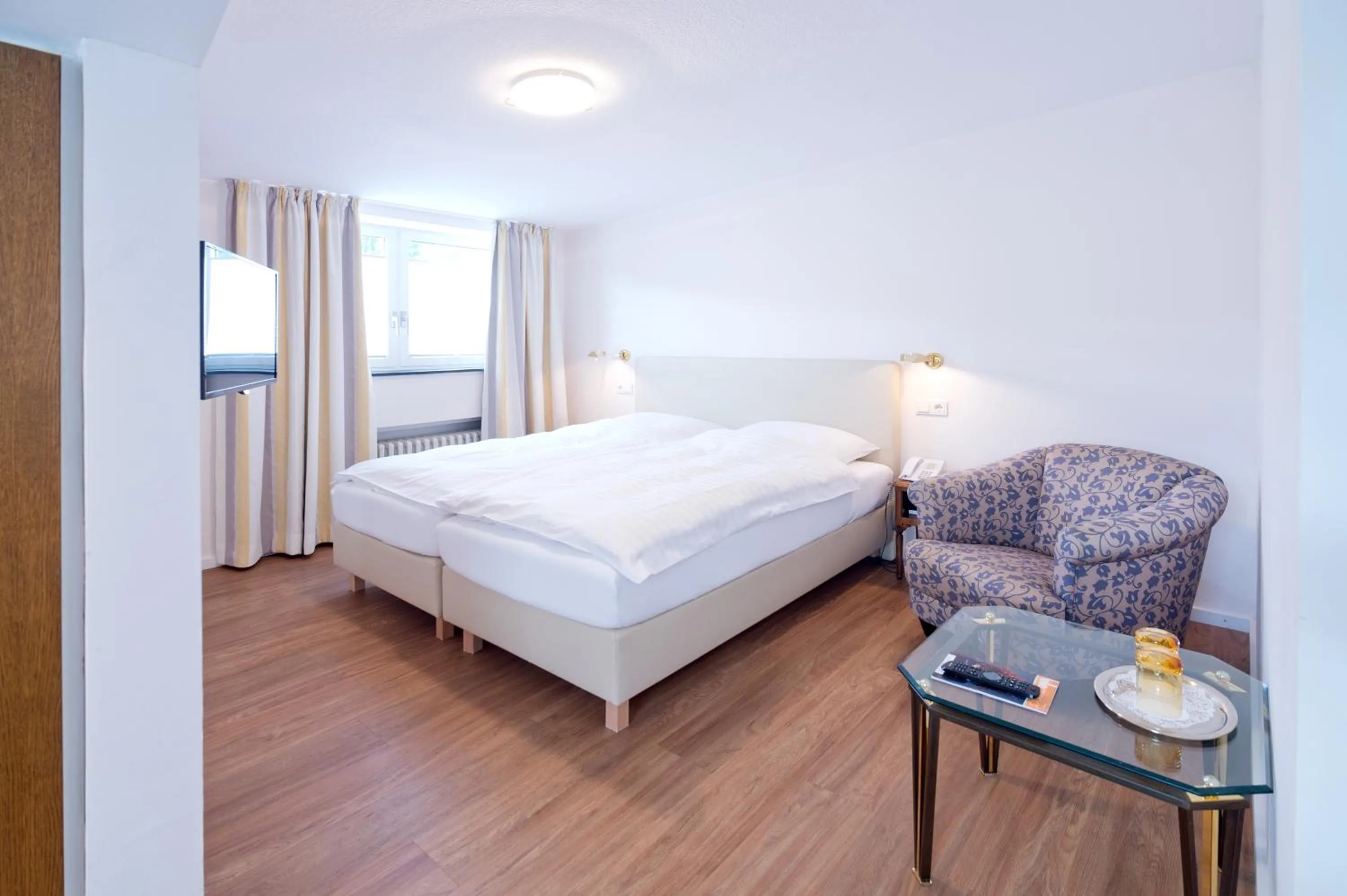 Bedroom, Bed in Romantik Waldhotel Mangold