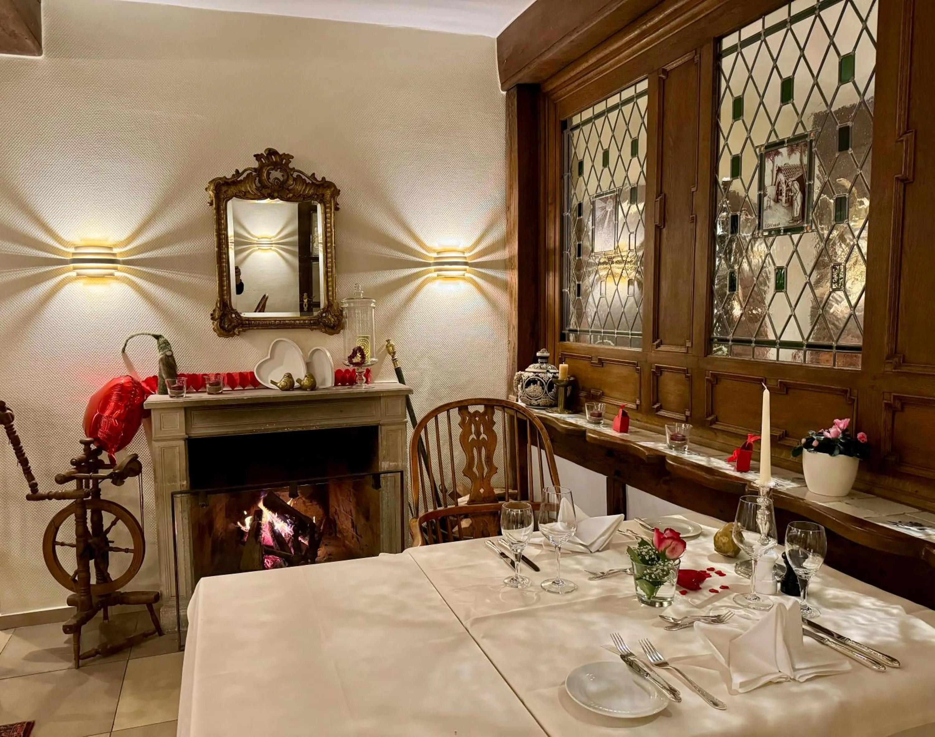 Restaurant/places to eat in Romantik Waldhotel Mangold