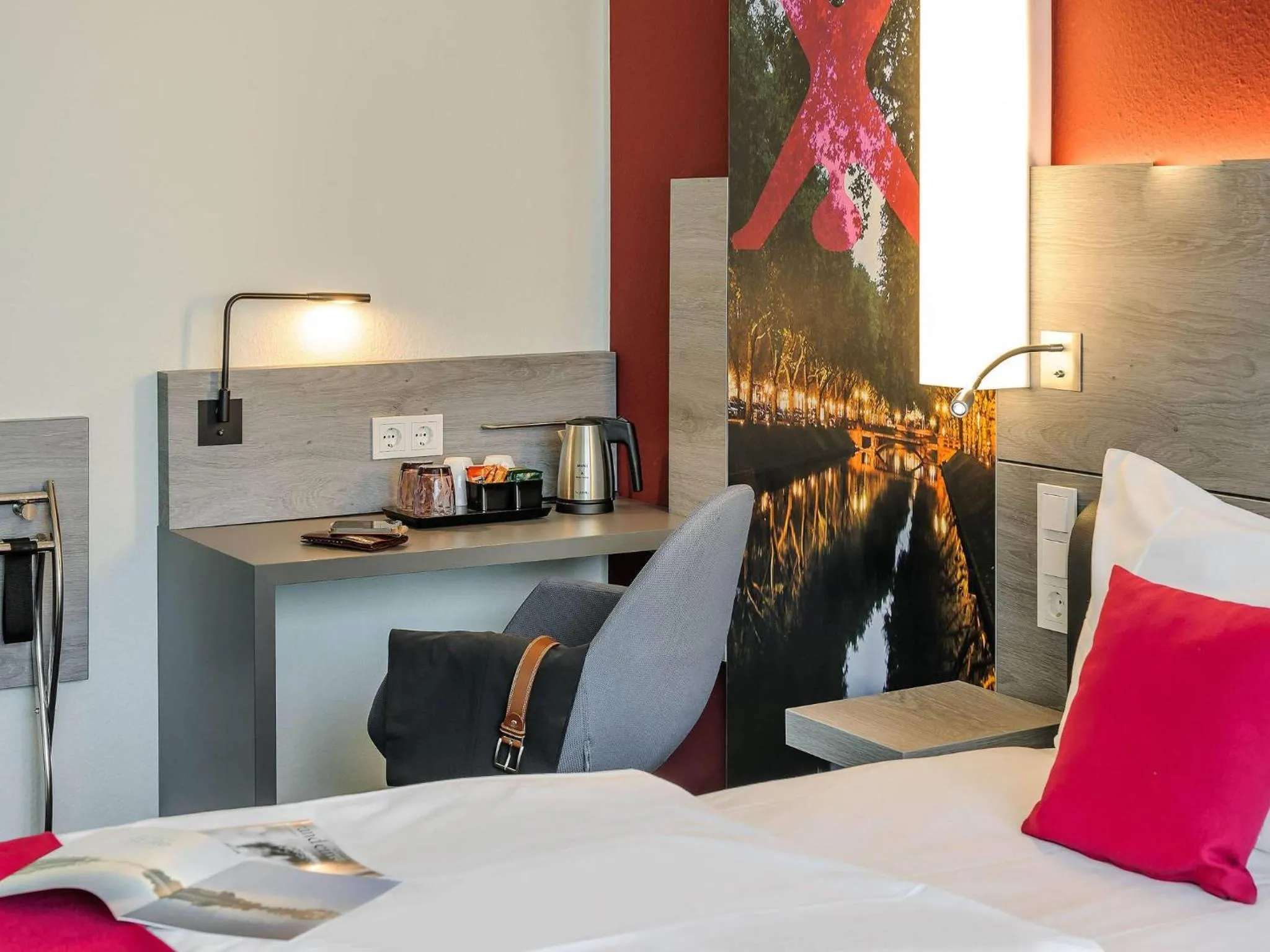 Bedroom, Bed in Mercure Hotel Düsseldorf Zentrum