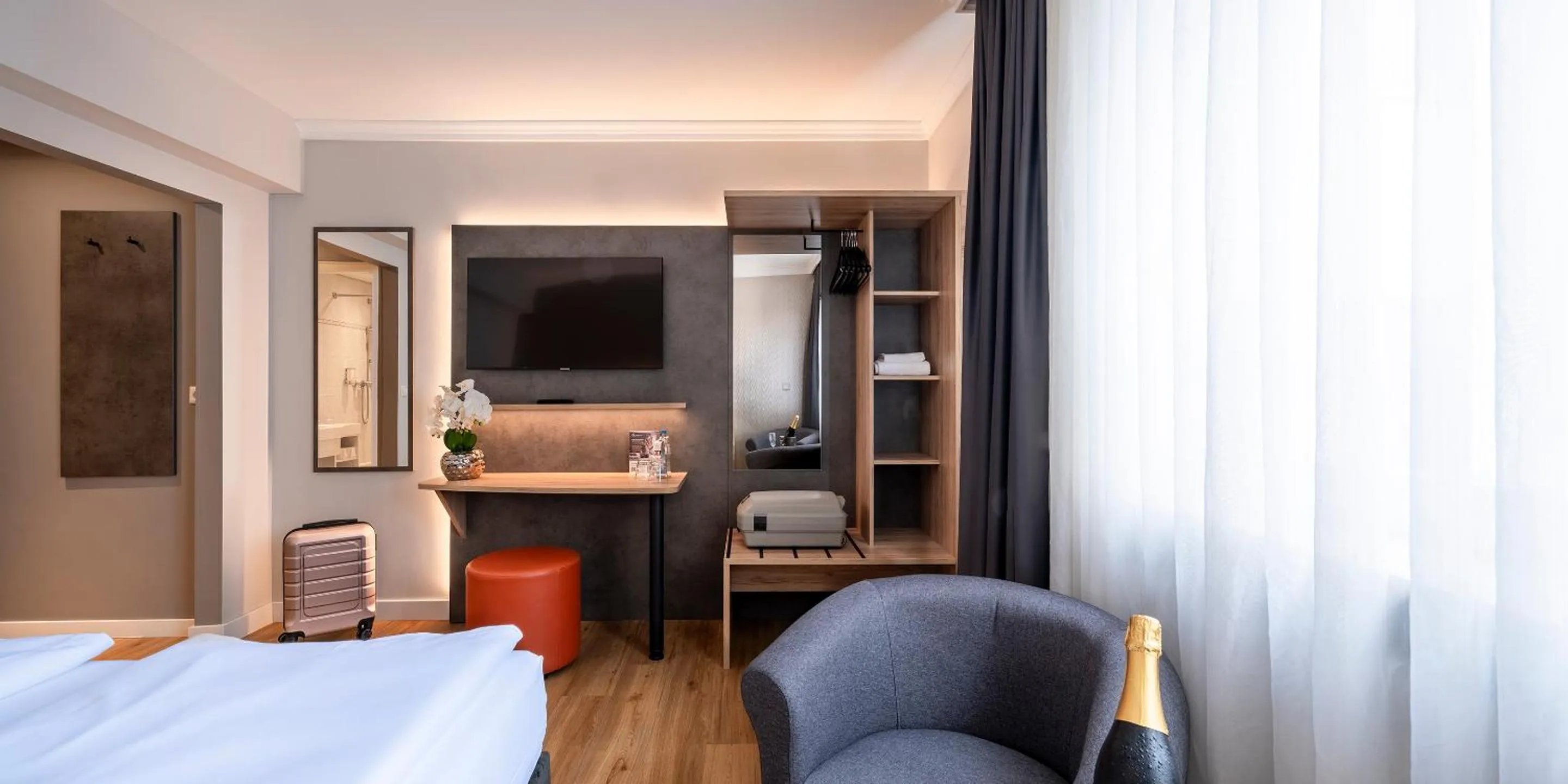 Bed in PLAZA INN Rieker Stuttgart Hauptbahnhof