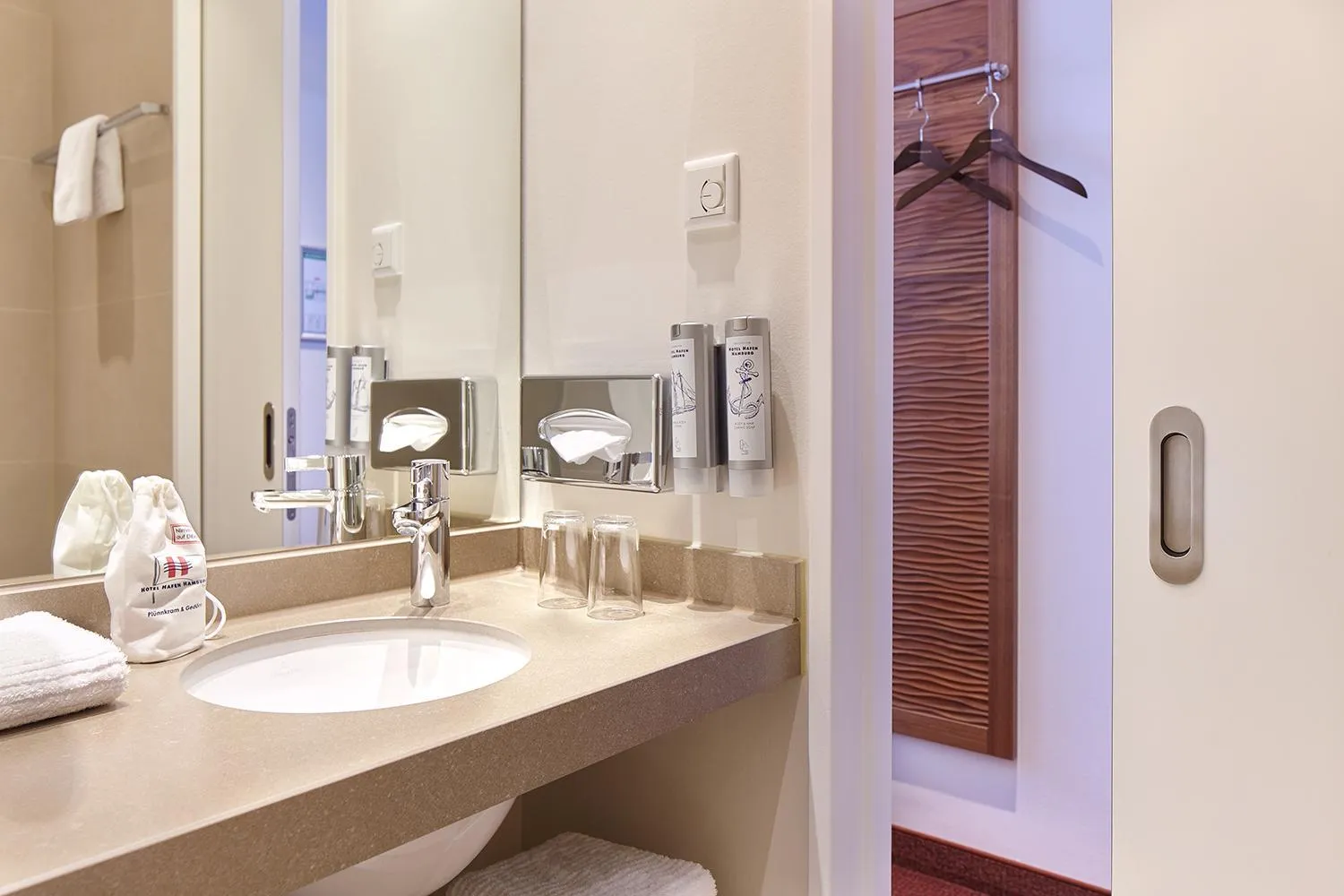 Bathroom in Hotel Hafen Hamburg