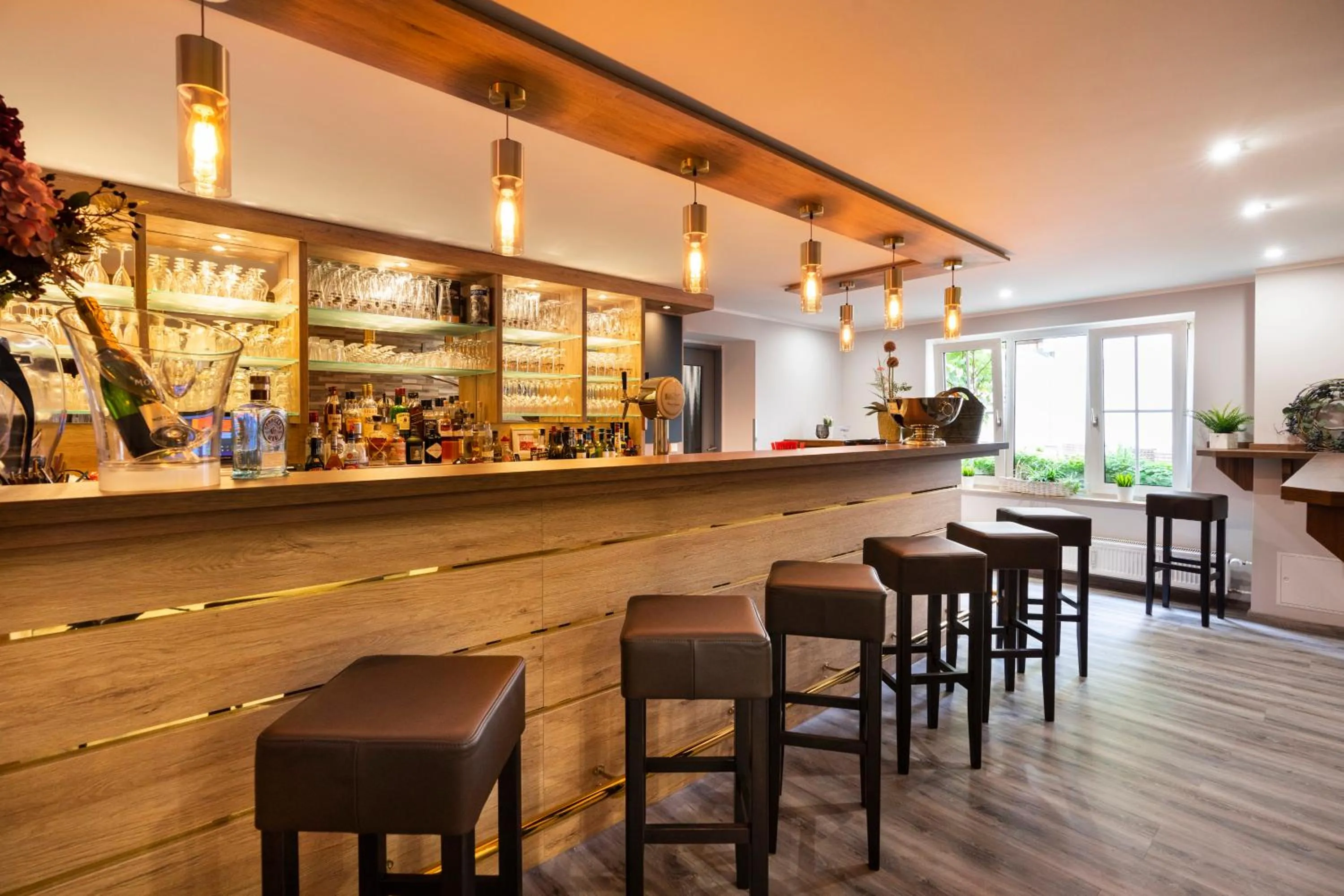 Lounge or bar in Cityhotel Bernburg