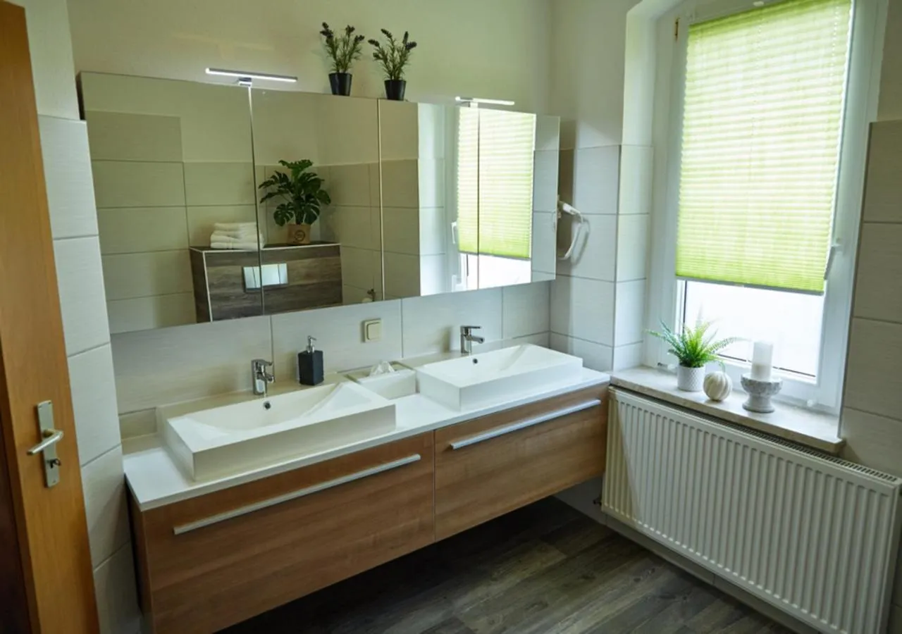 Bathroom in Cityhotel Bernburg