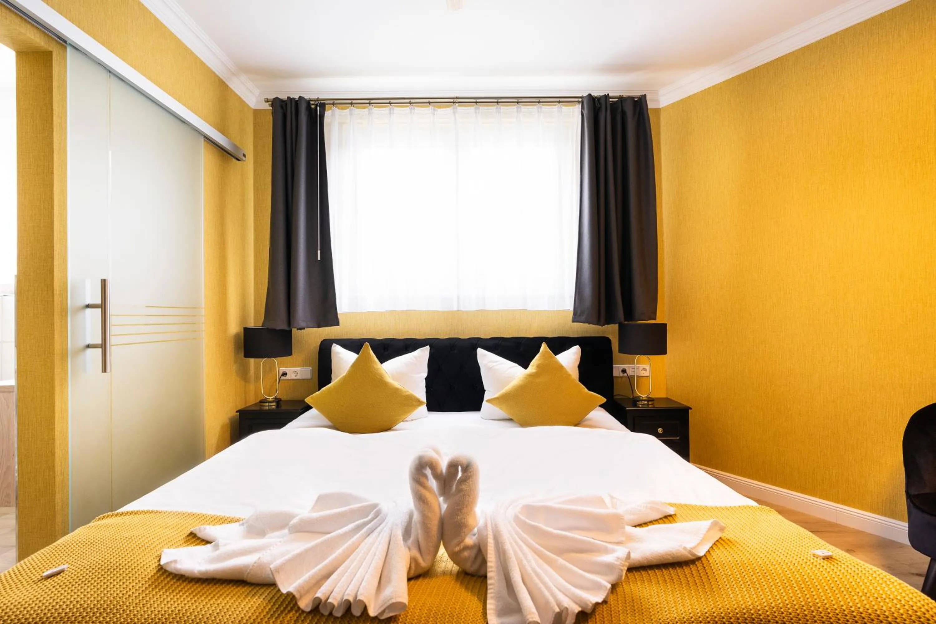 Bed in Cityhotel Bernburg