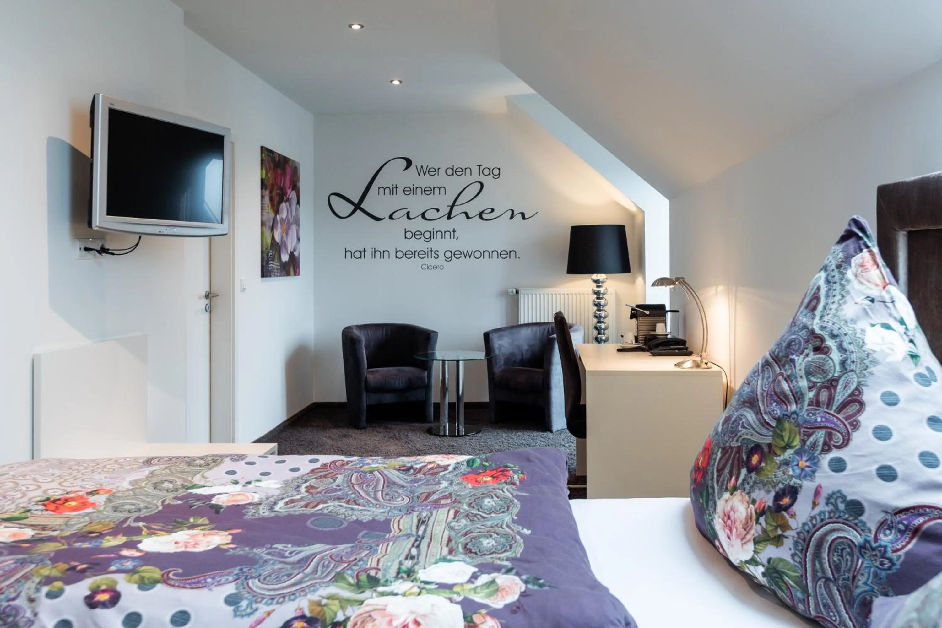 Bed in Landhotel Bartmann