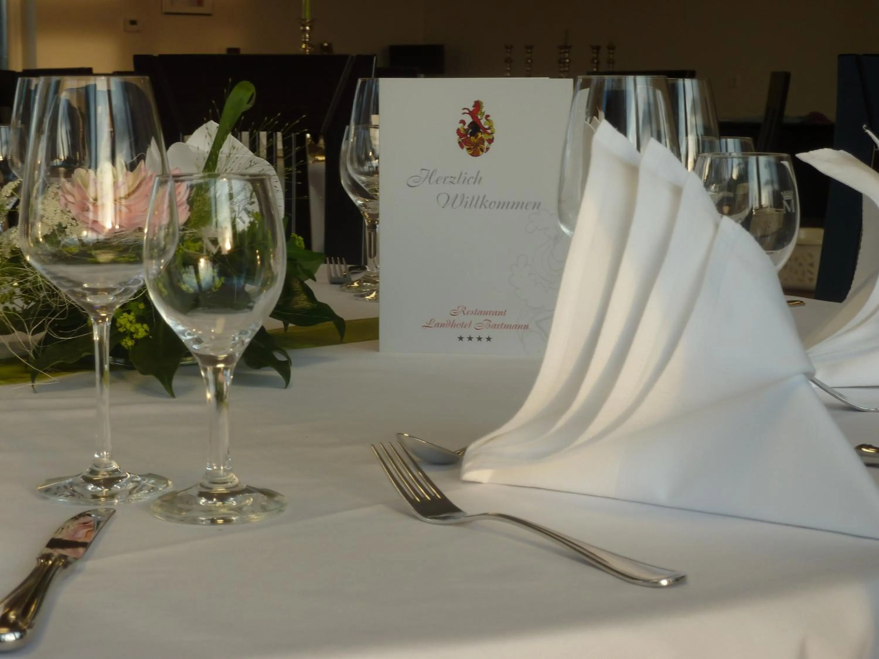 Restaurant/places to eat in Landhotel Bartmann