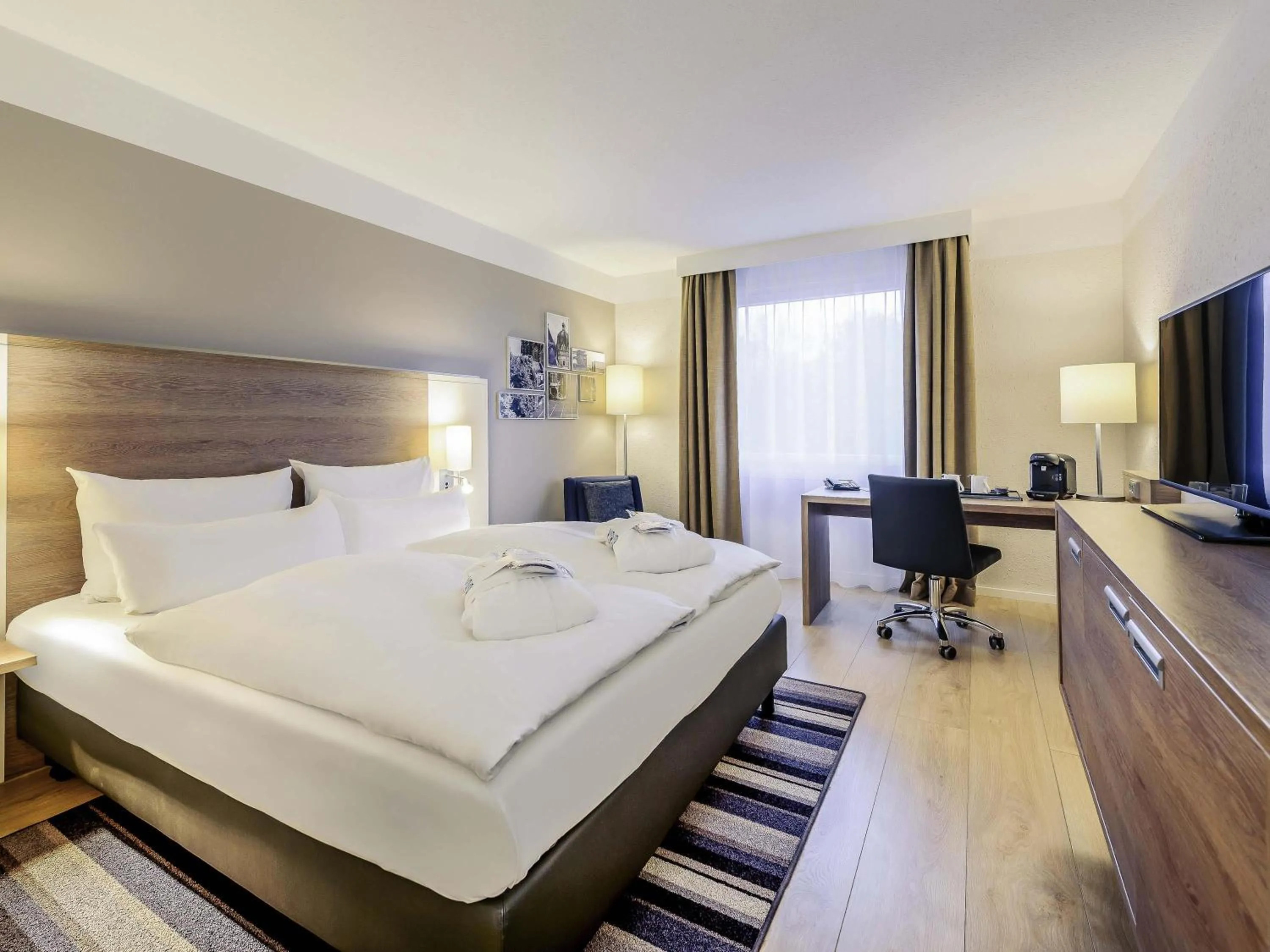 Bedroom, Bed in Mercure Aachen Europaplatz