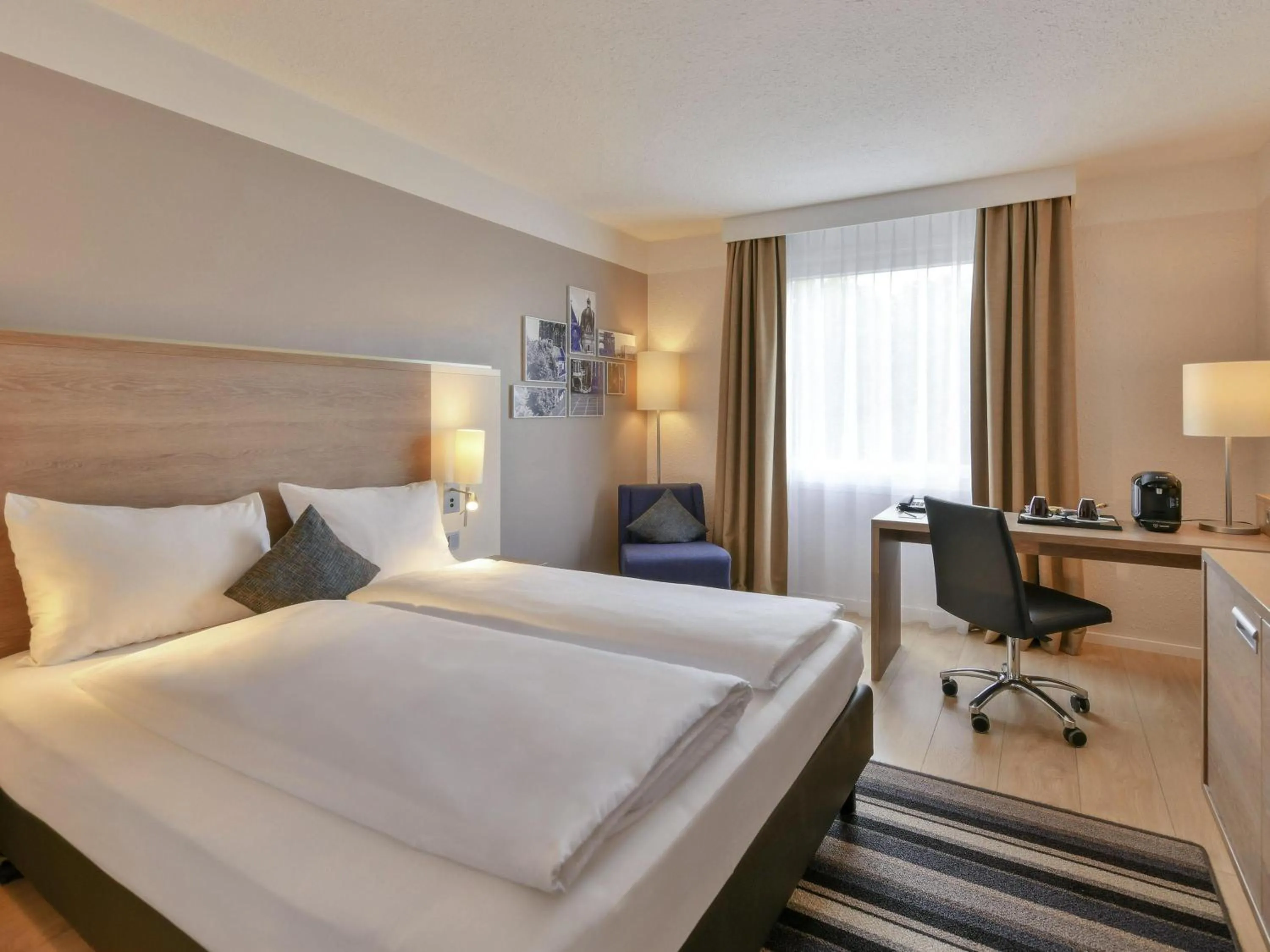 Bedroom, Bed in Mercure Aachen Europaplatz