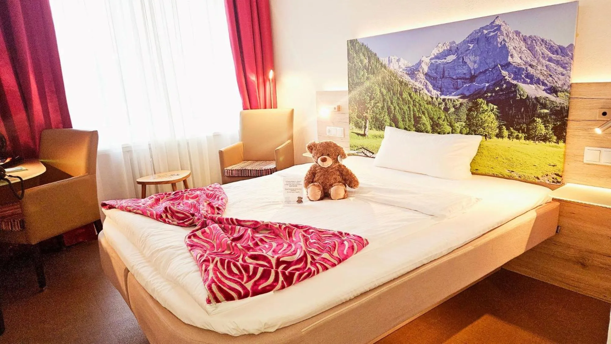 Bed in Hotel Edel Weiss