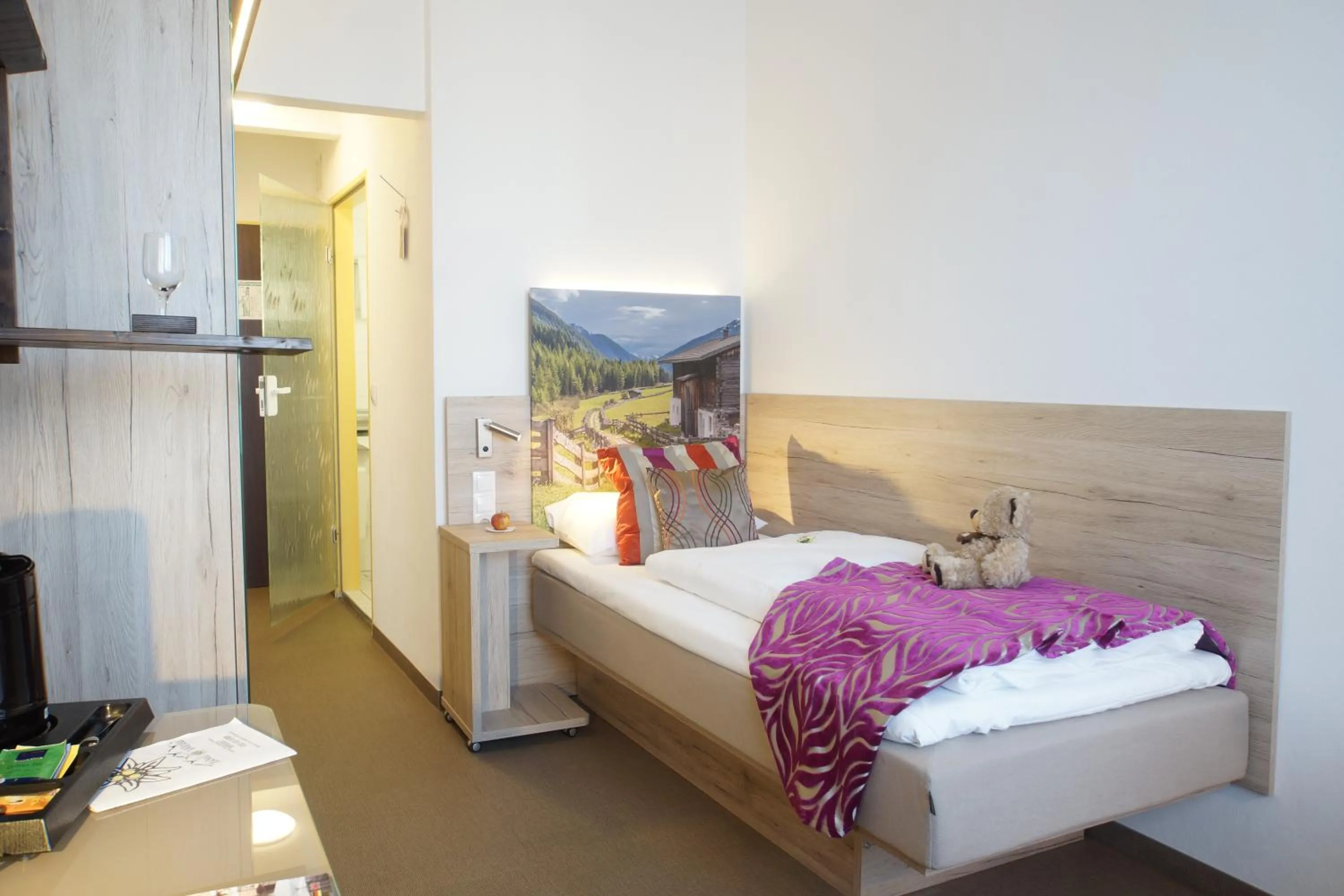 Photo of the whole room, Bed in Hotel Edel Weiss