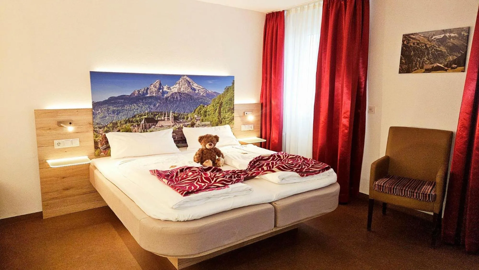 Bed in Hotel Edel Weiss