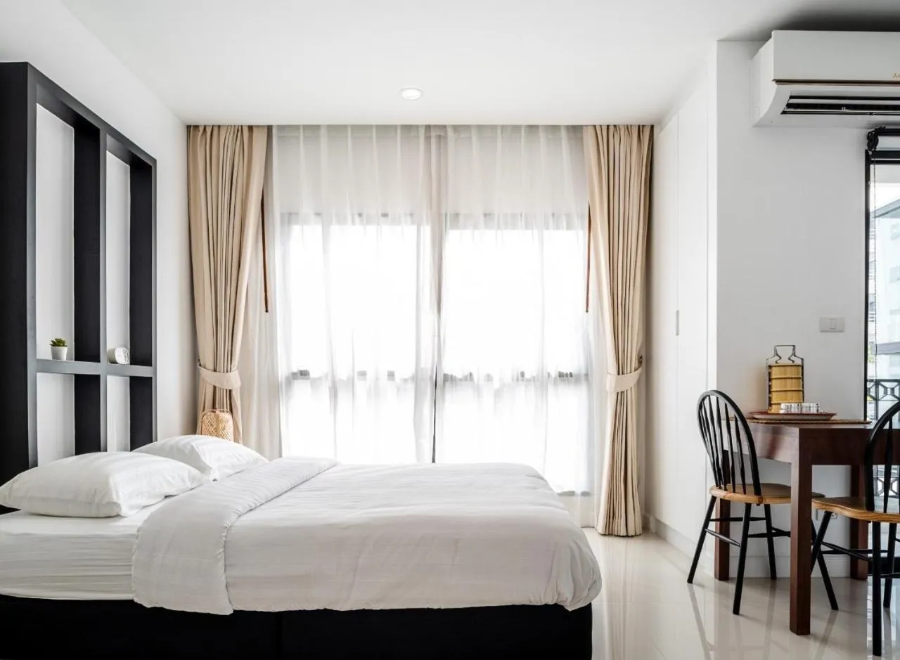 Photo of the whole room, Bed in Siamplaengna Residence