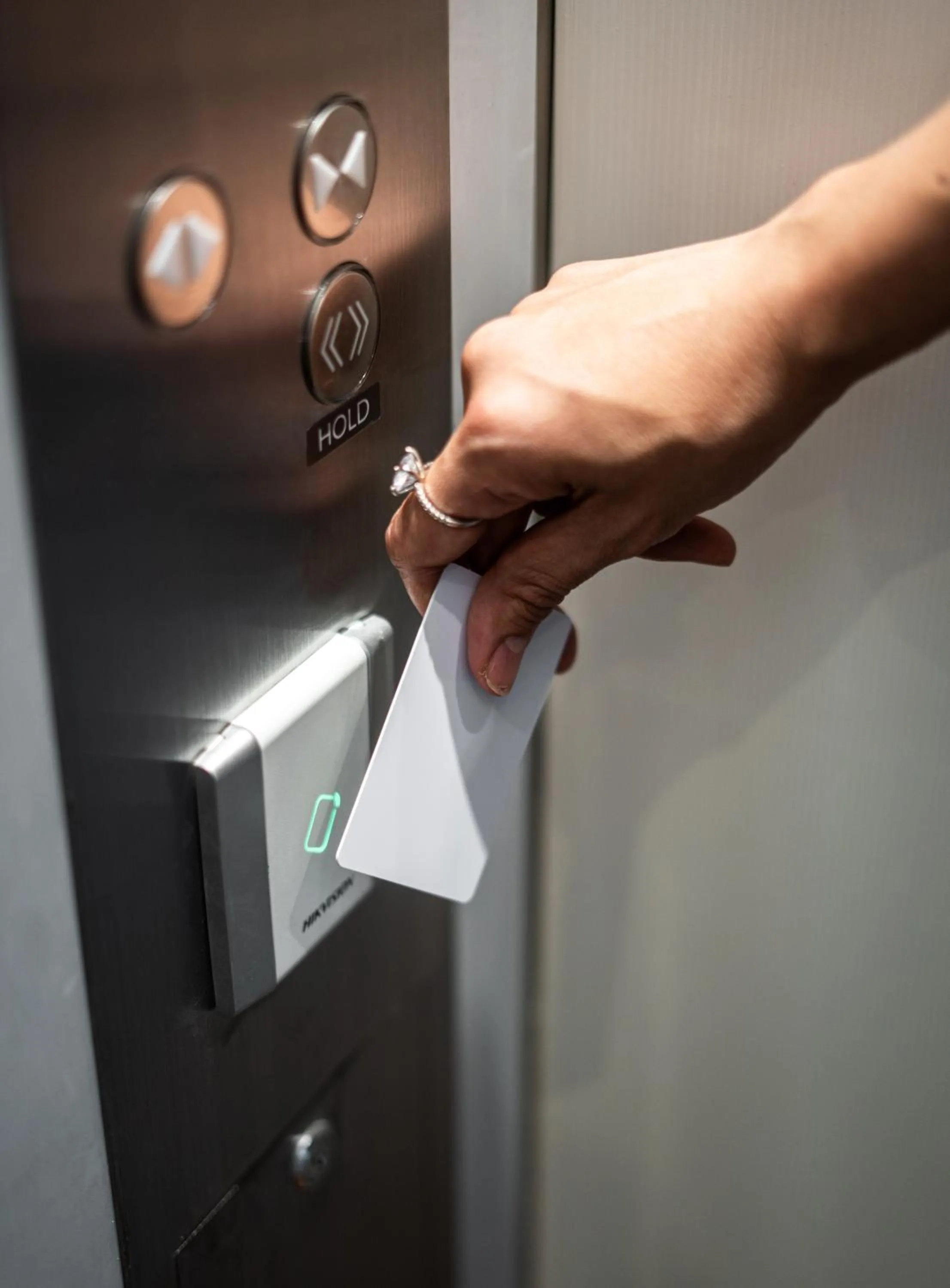elevator in Siamplaengna Residence