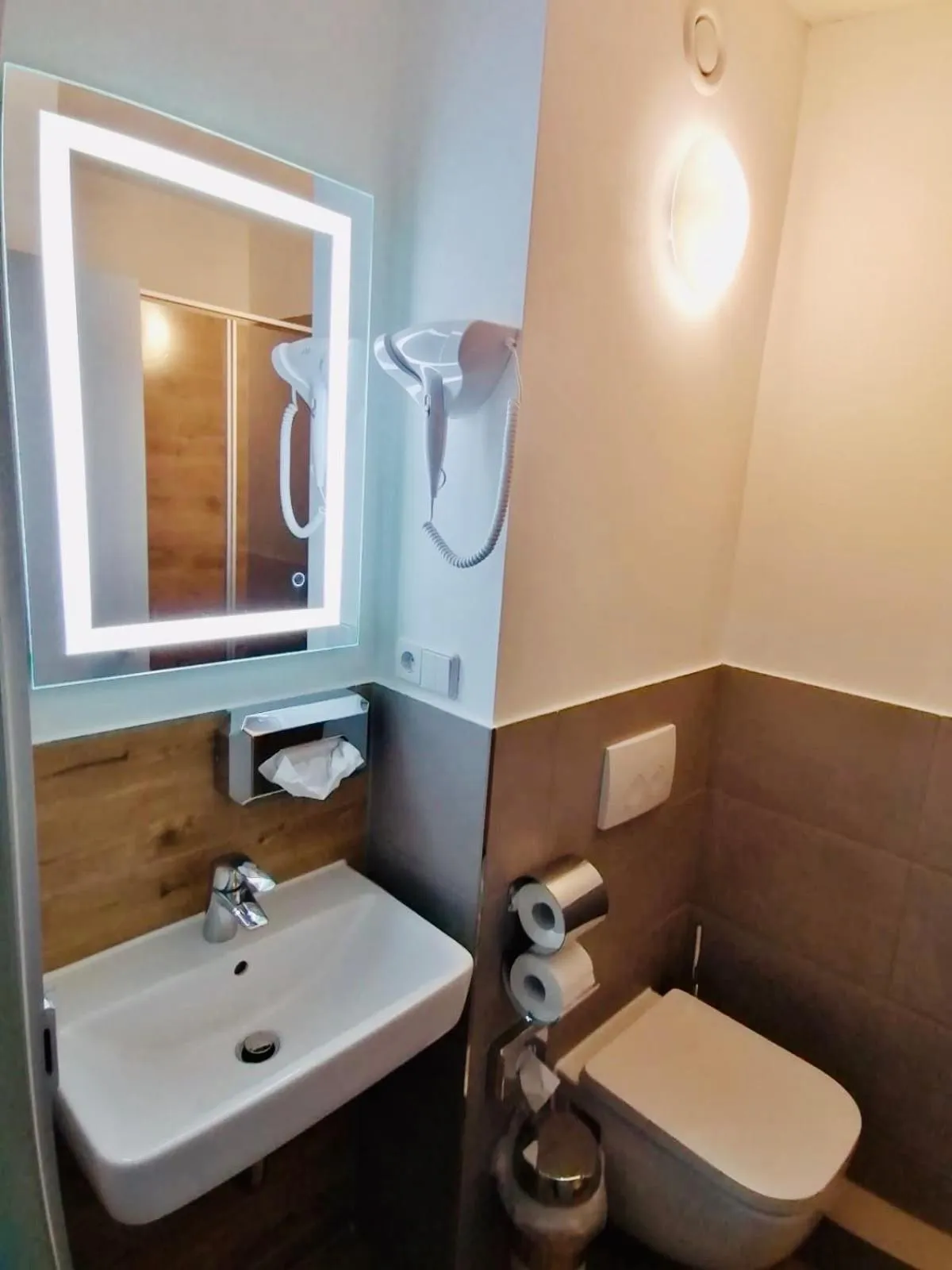 Bathroom in CREO Hotel Dessau