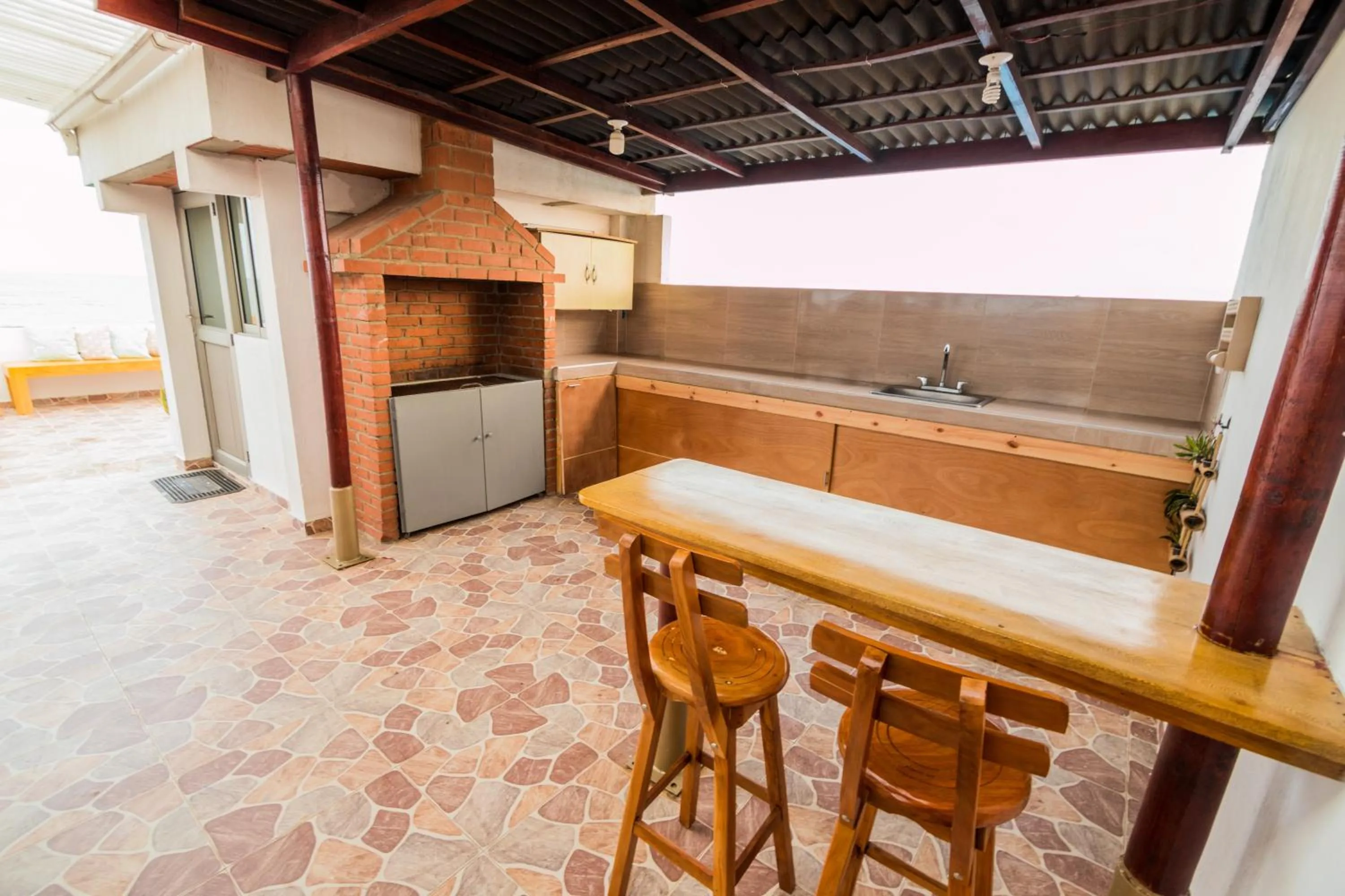 BBQ facilities in Makena La Boquilla Beach Hostel