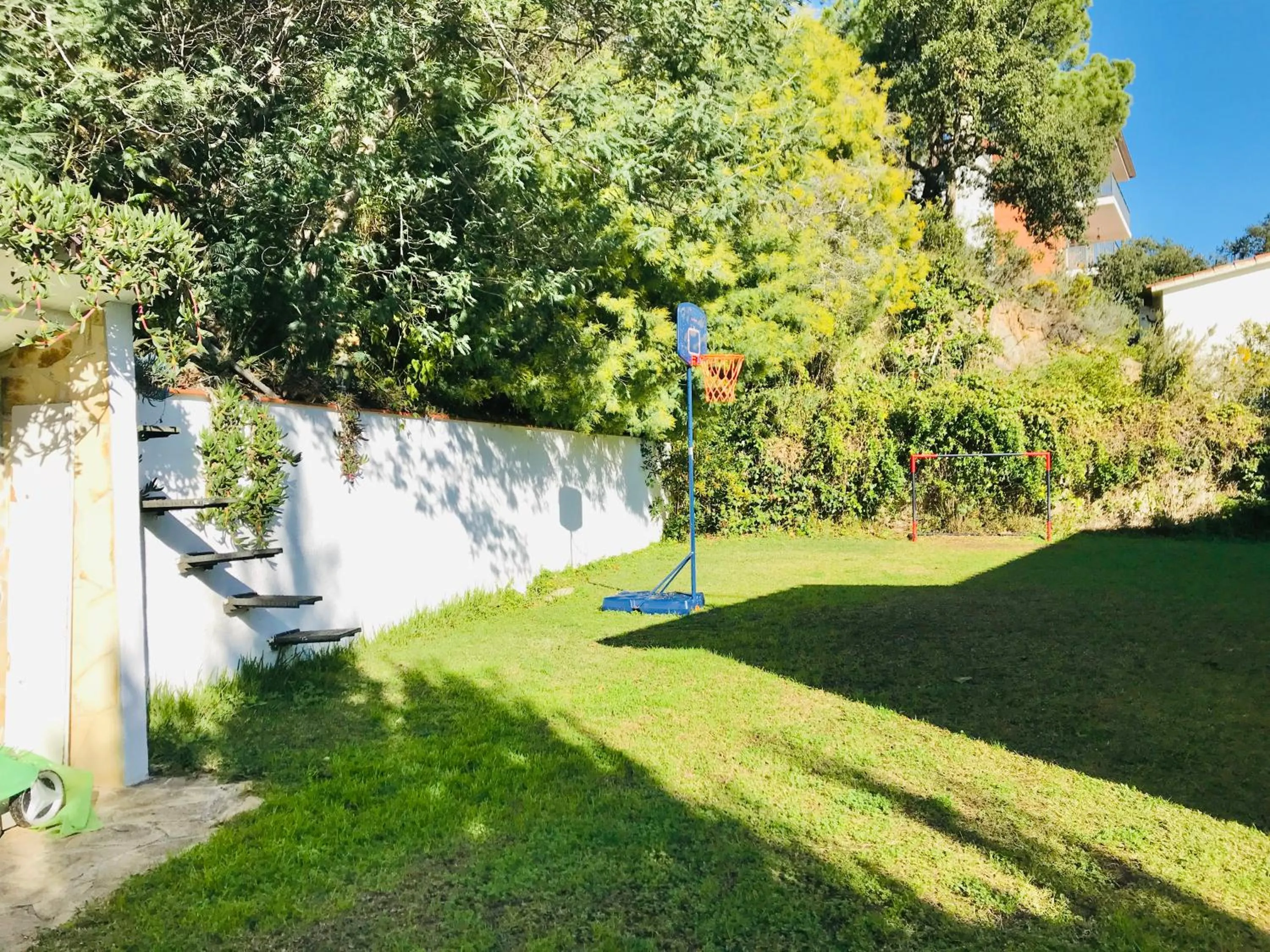 Patio in Mediterranean Villa Investingspain sea view and pool