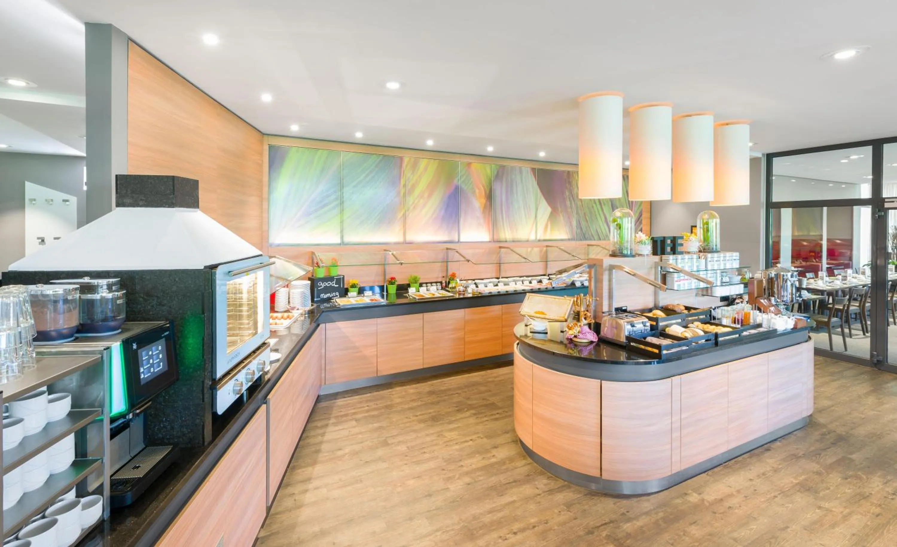 Restaurant/places to eat in MASEVEN Stuttgart SI Centrum ehem SI-SUITES