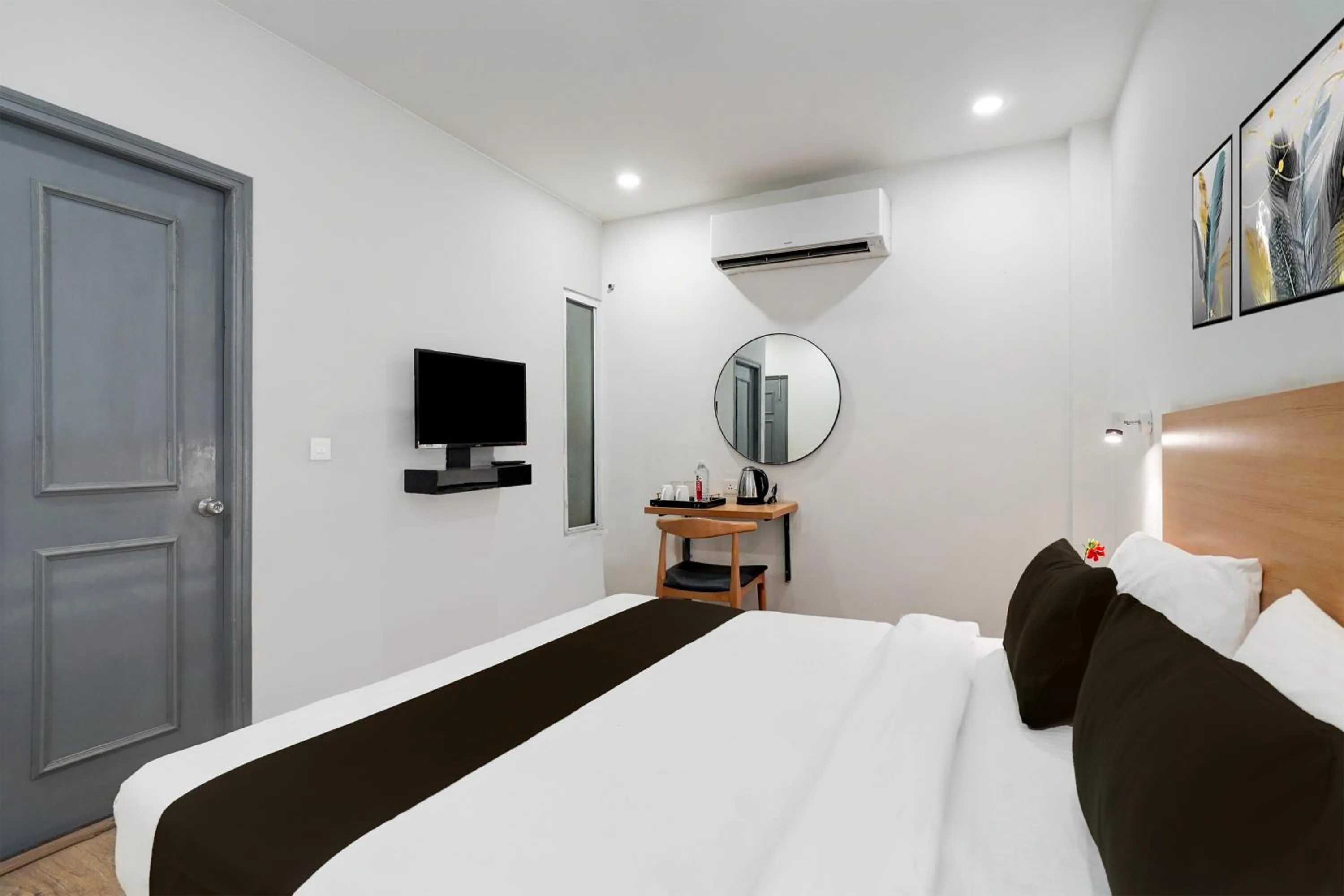 Bedroom, Bed in Townhouse Gomti Nagar Sector 6 Near Ekana Stadium