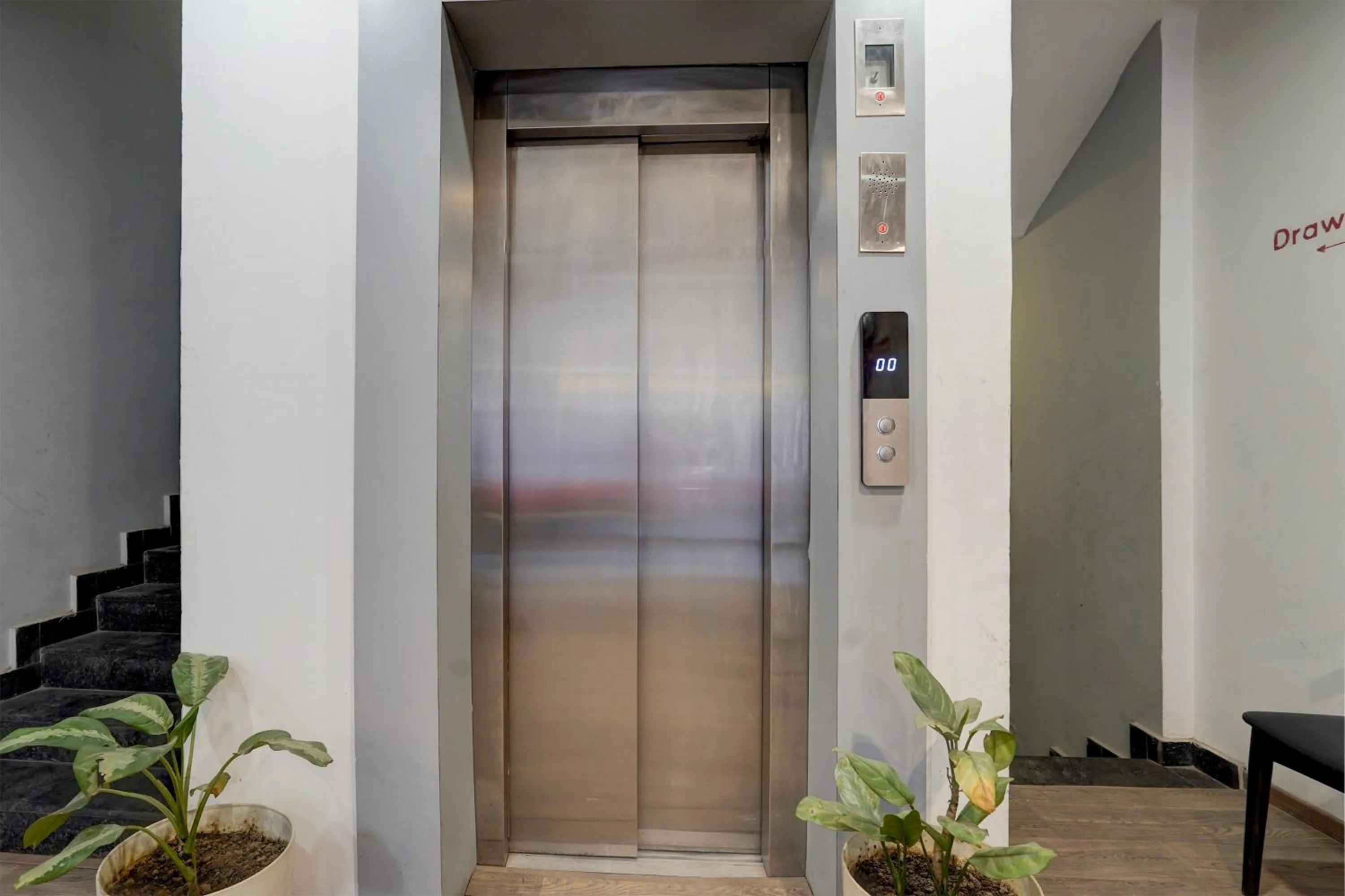 Lobby or reception in Townhouse Gomti Nagar Sector 6 Near Ekana Stadium