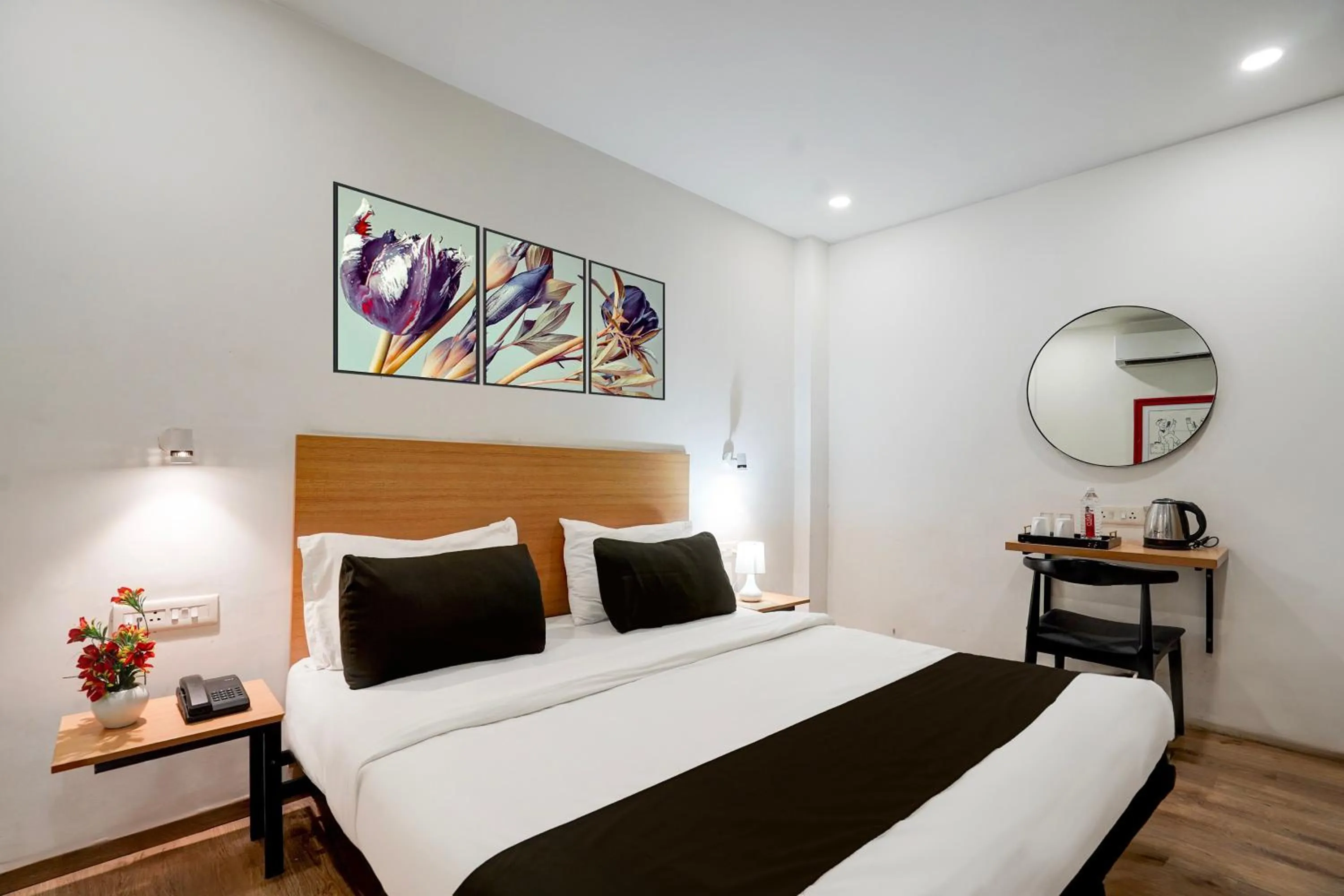 Bedroom, Bed in Townhouse Gomti Nagar Sector 6 Near Ekana Stadium