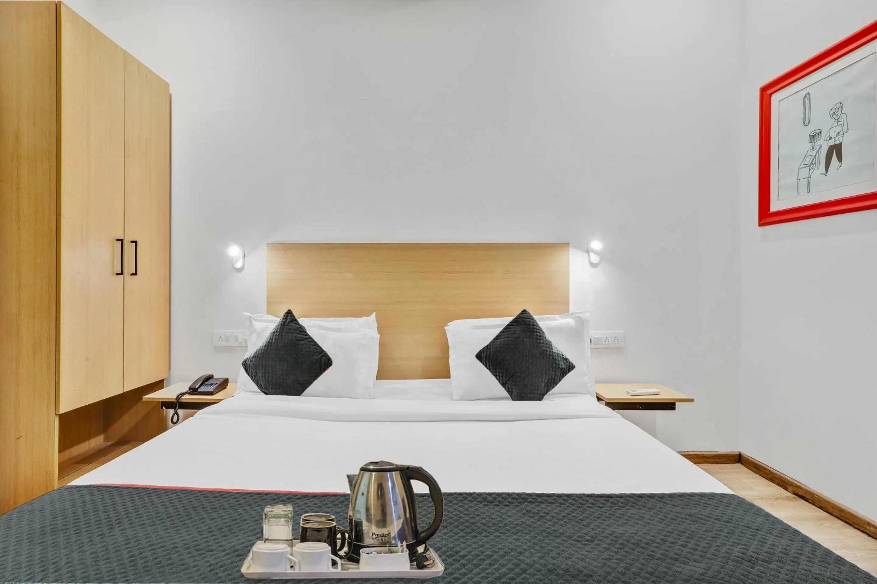 Classic Triple Room - single occupancy in Super Townhouse 139 Ashiyana Smriti Upvan Near Emerald Mall Lucknow